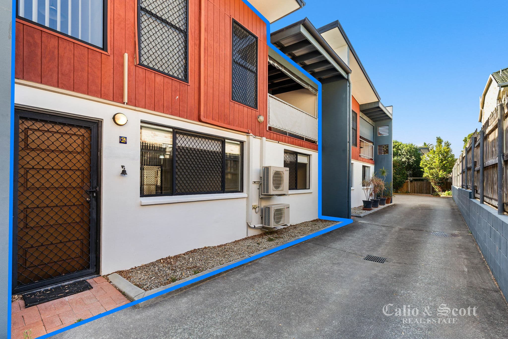 Unit 2/20 Grant St, Redcliffe, Redcliffe — photo 1 of 5