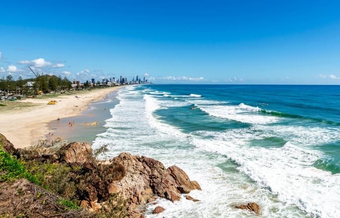 7/15 Santa Monica Road, Miami - Image 1