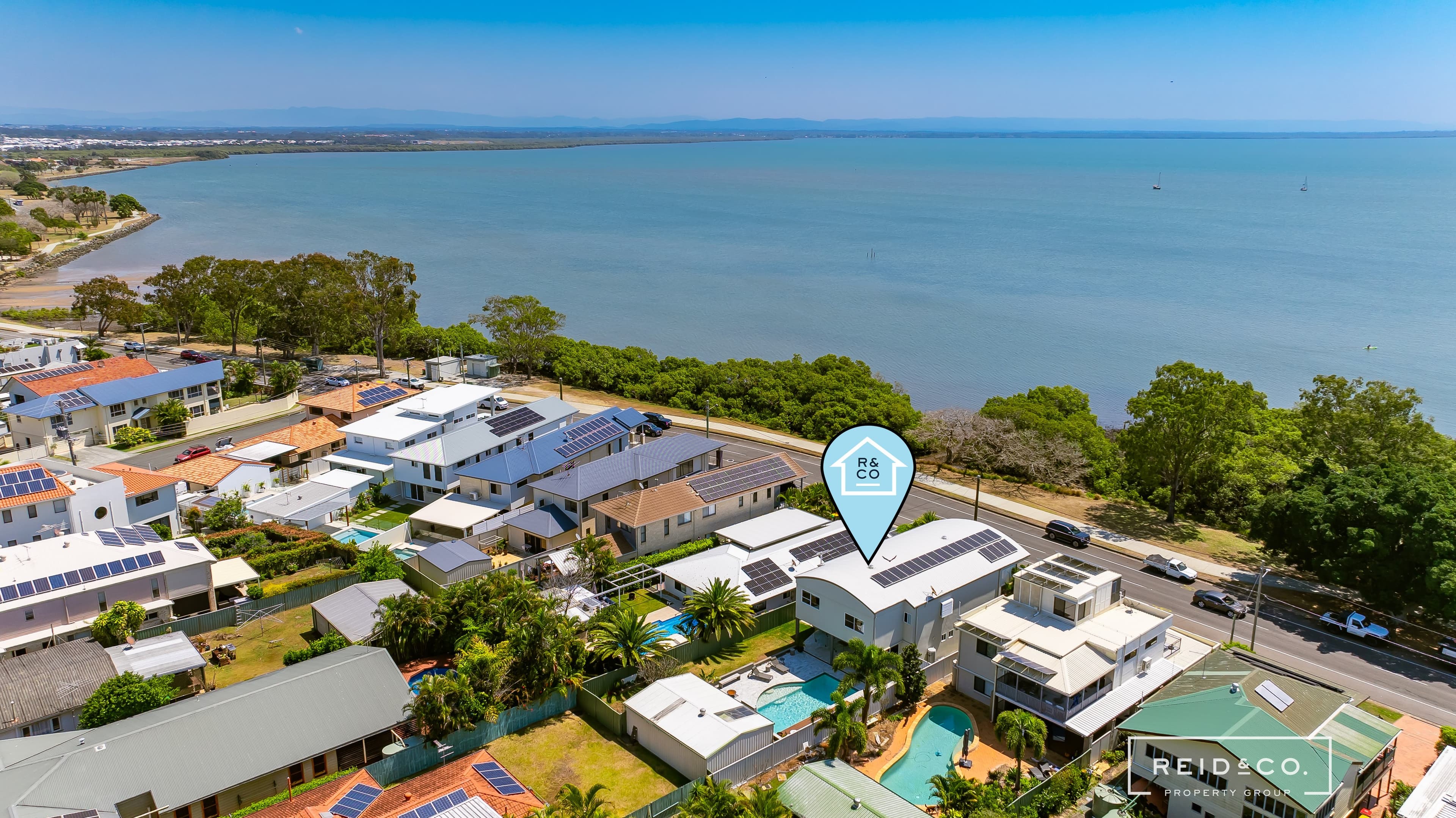 58 Oyster Point Esplanade, Scarborough — photo 1 of 5
