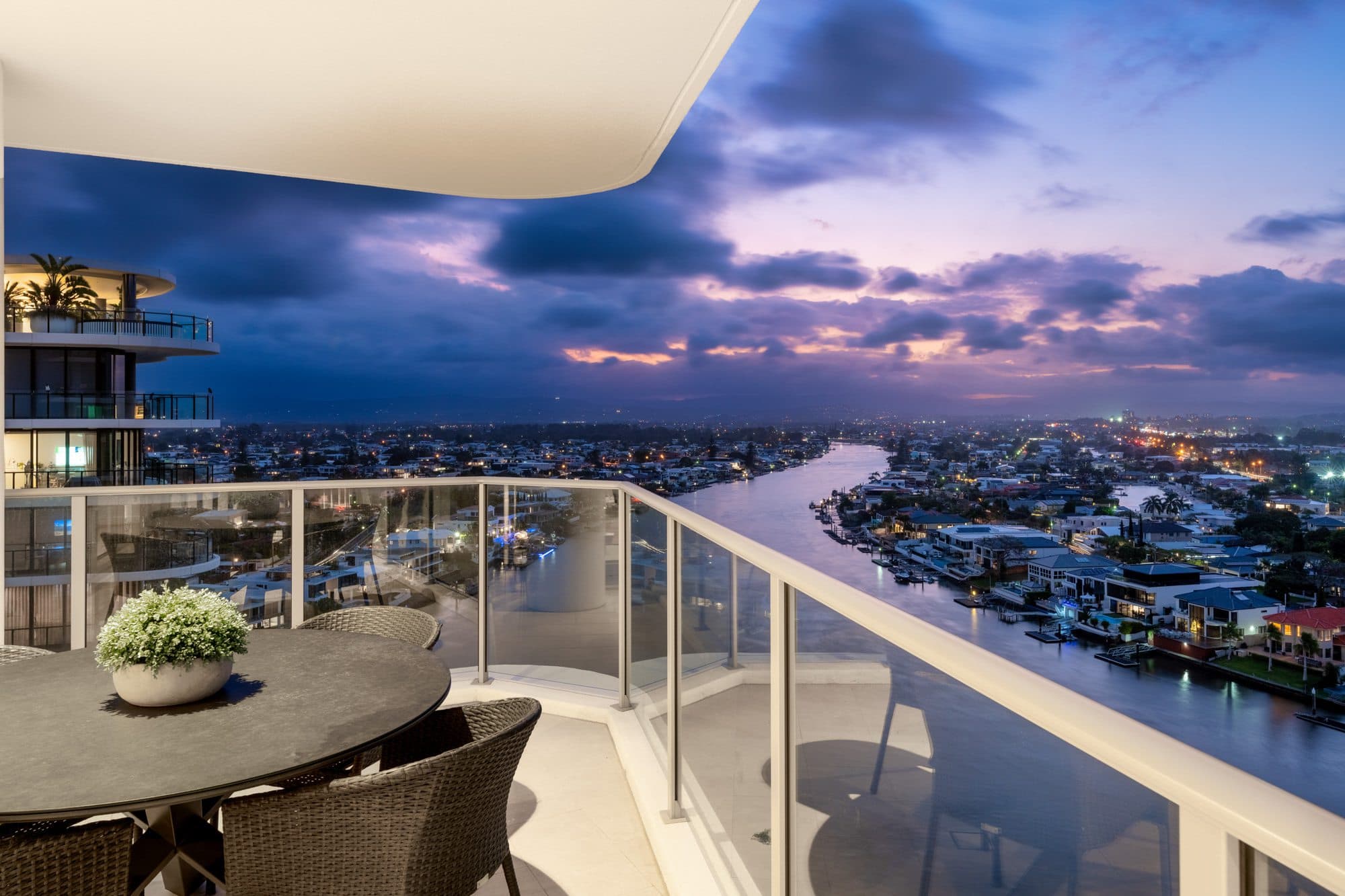 1502/1 Cannes Avenue, Surfers Paradise, Surfers Paradise — photo 1 of 5
