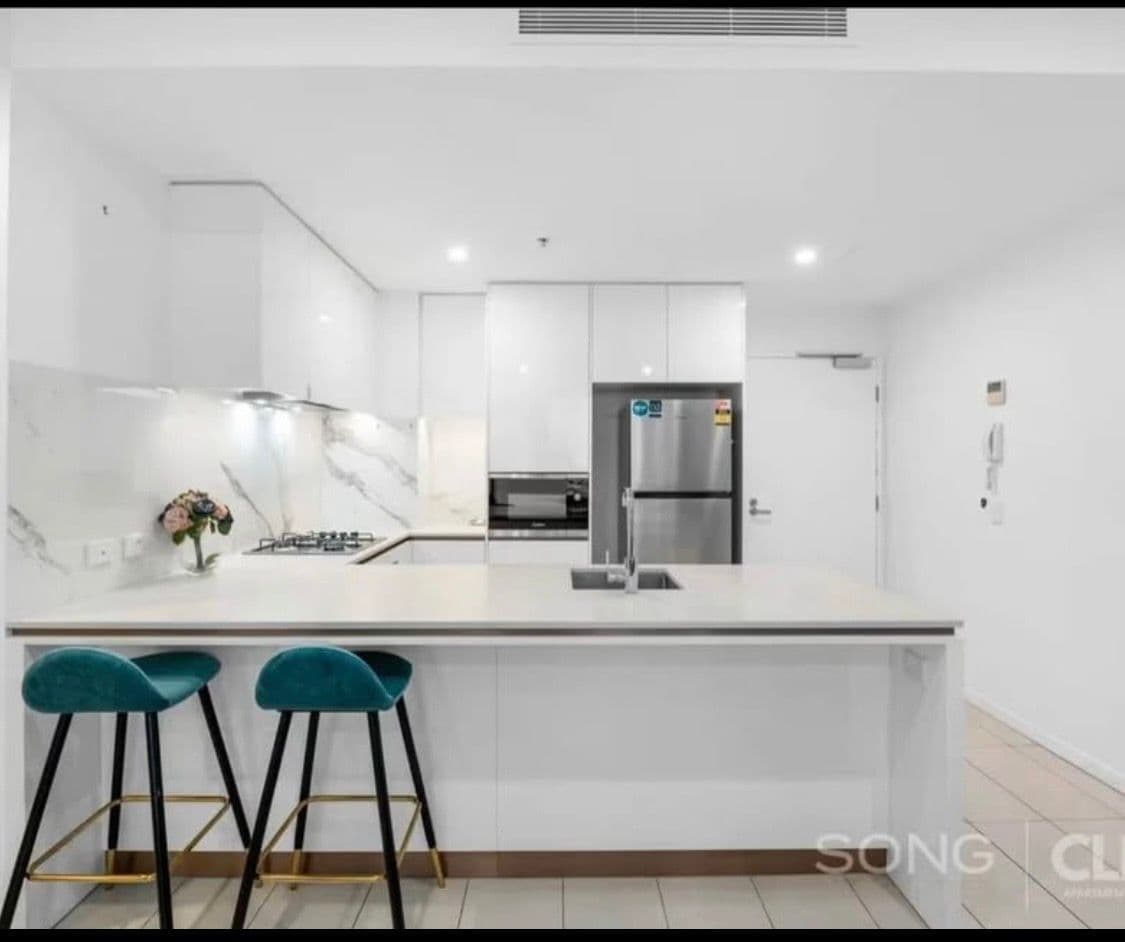 UNIT 909/19 Hope Street, South Brisbane, South Brisbane — photo 1 of 5