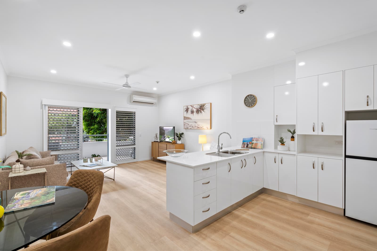 92/1 Moore Street, Taringa - Image 1