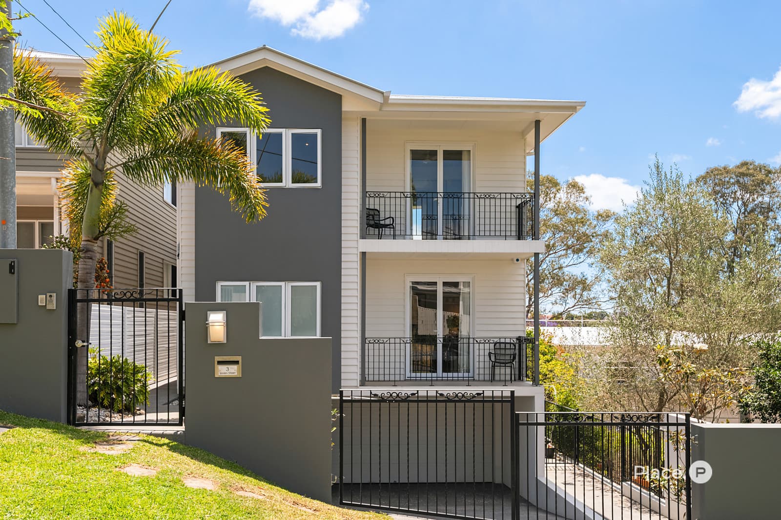 3 Soden Street, Greenslopes — photo 1 of 5