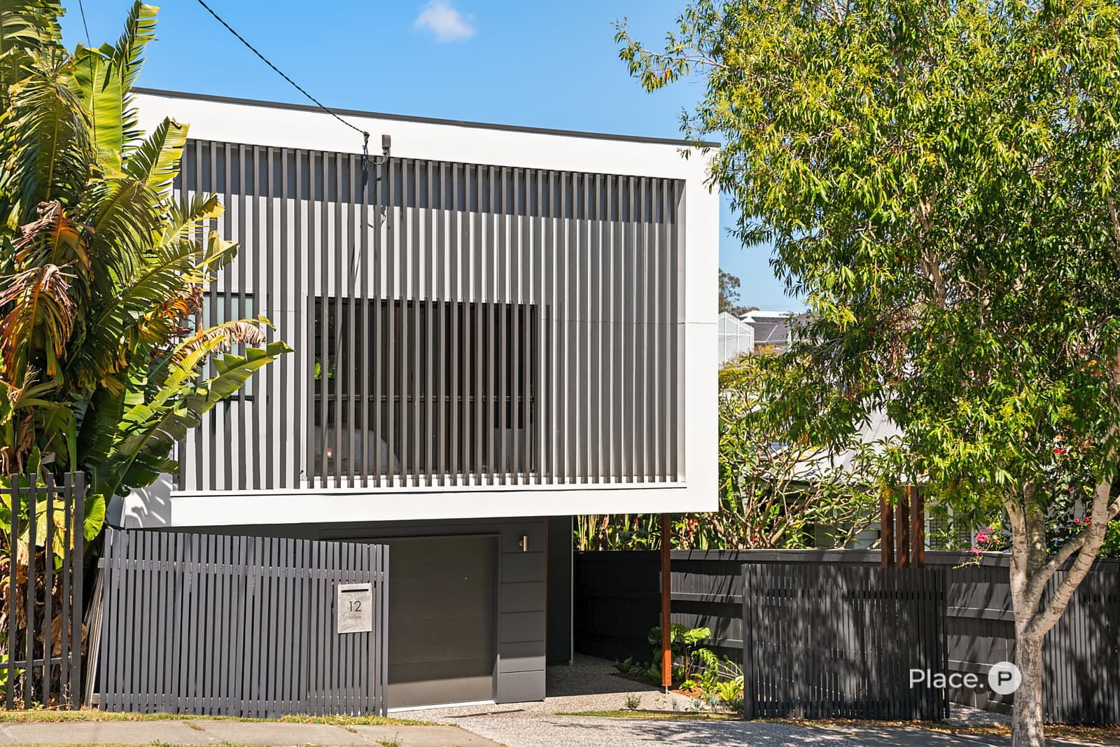 12 Gotha Street, Camp Hill — photo 1 of 5