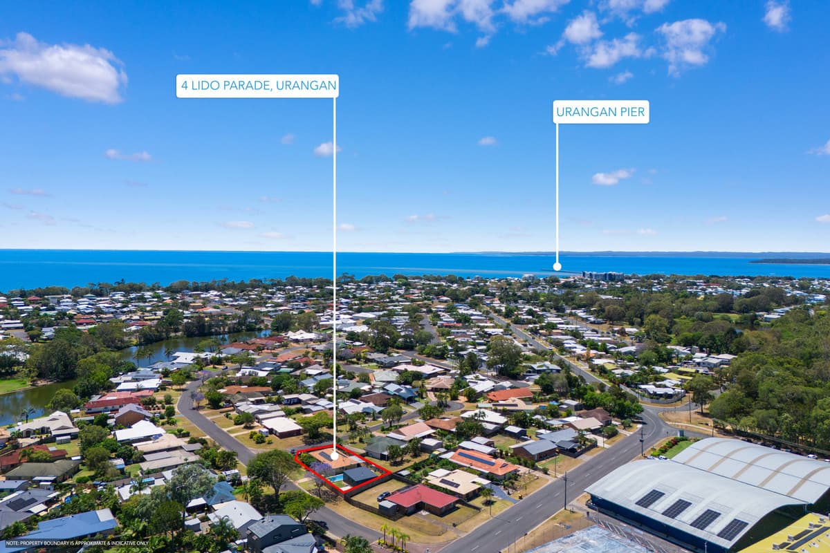 4 Lido Parade, Urangan — photo 1 of 5
