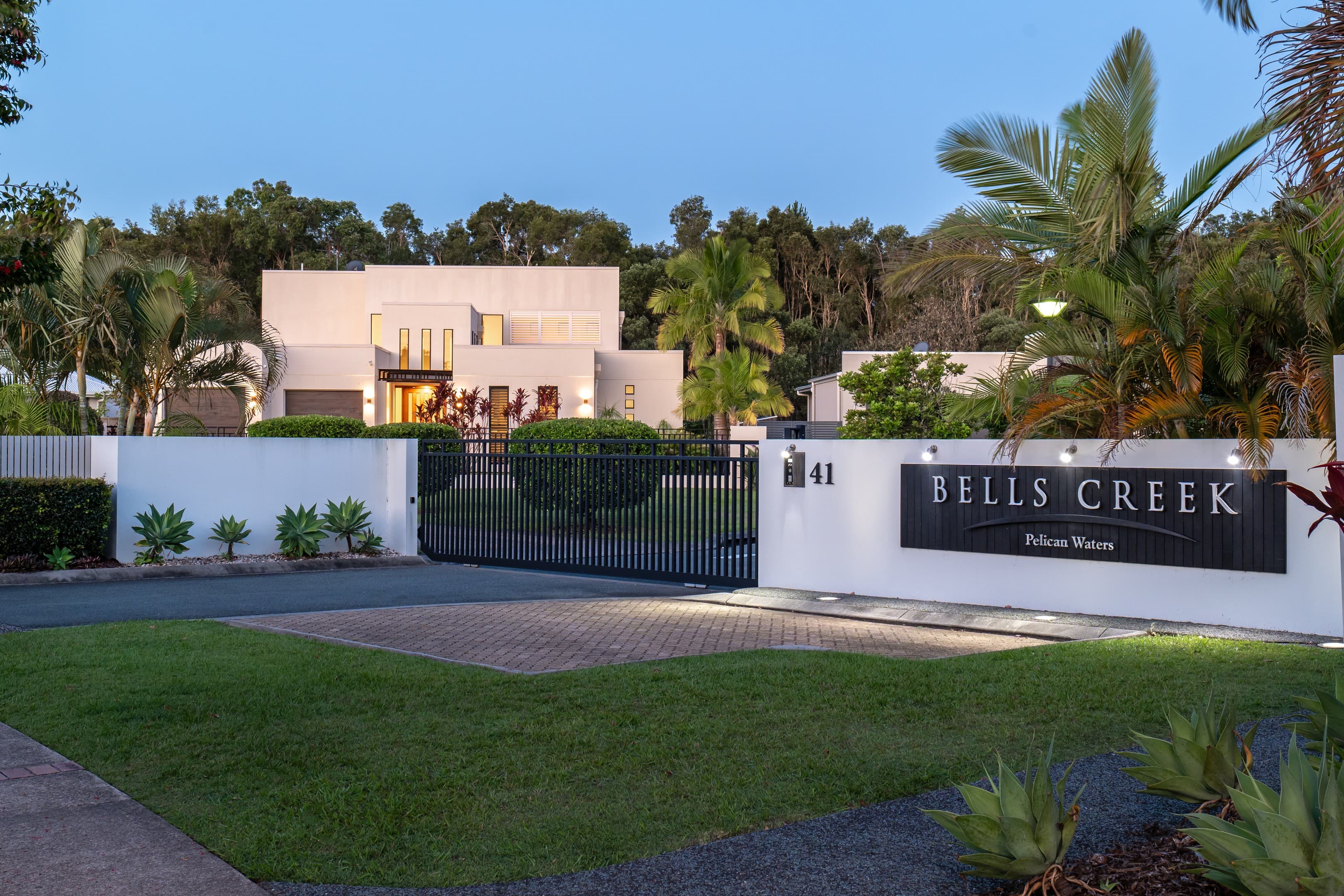 2/41 Mahogany Drive, Pelican Waters, Pelican Waters — photo 1 of 5