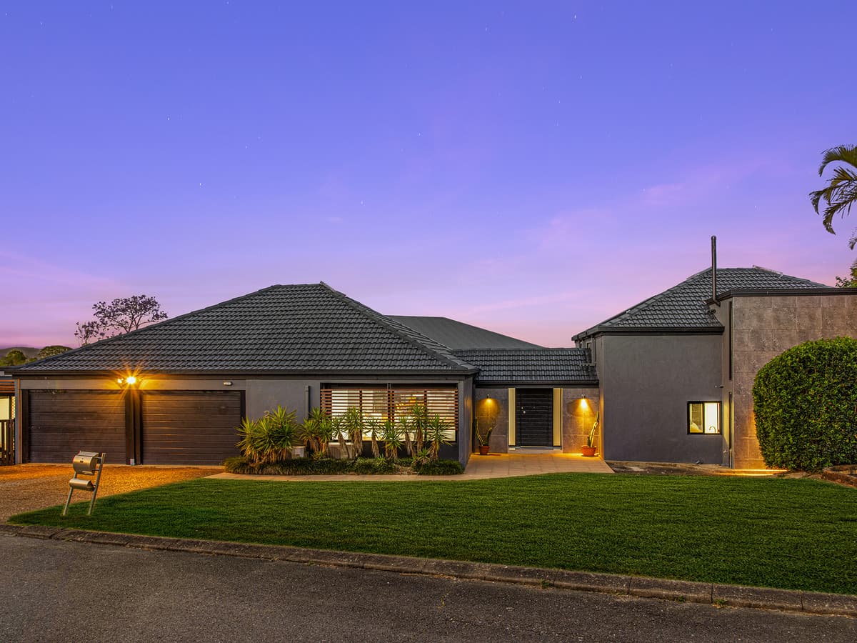 2 Wills Court, Mount Ommaney - Image 1