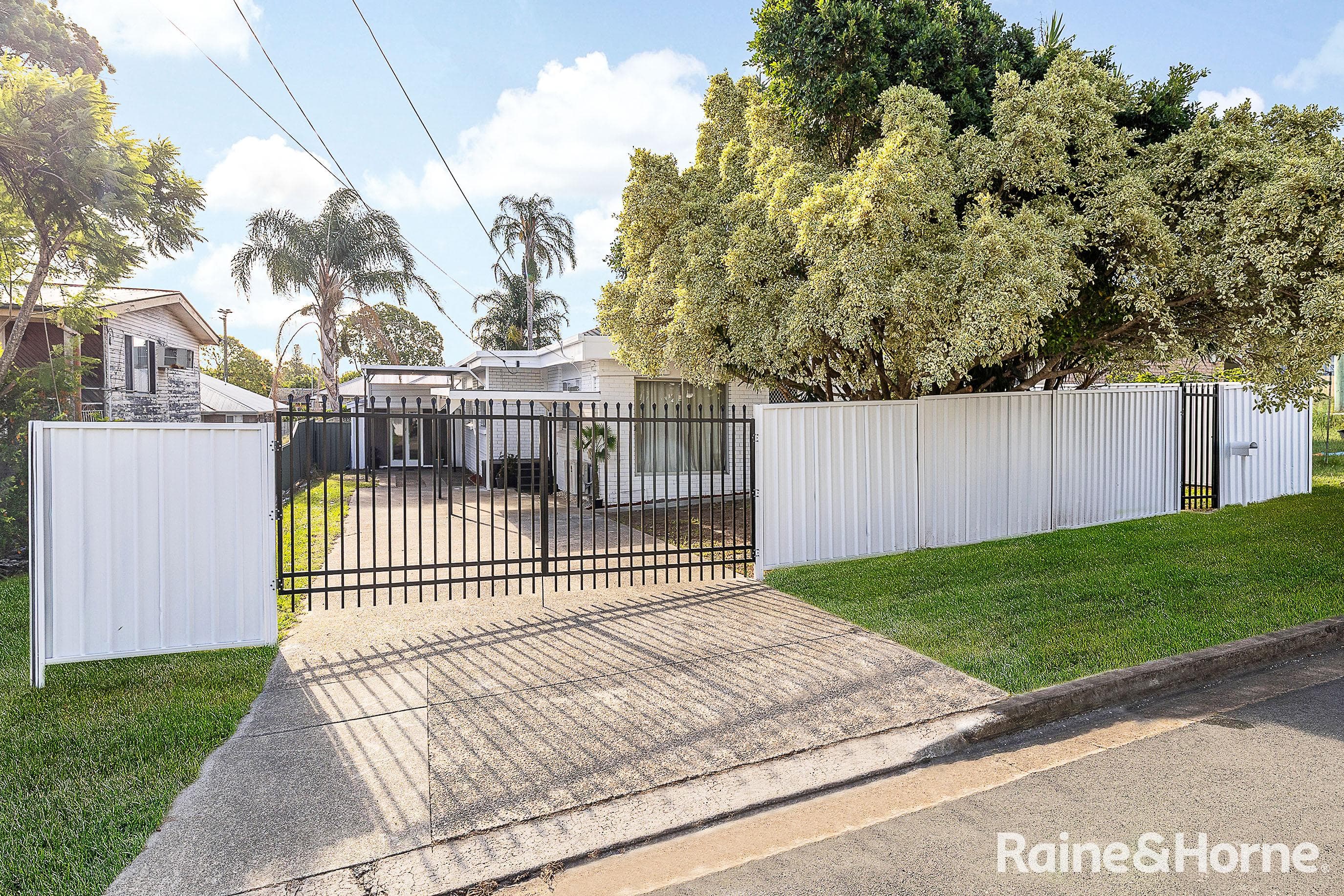 3 Garden Avenue, Woodridge - Image 1