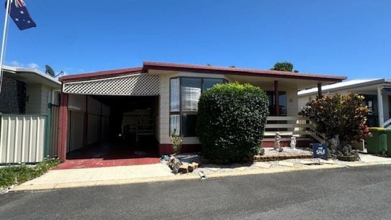 046/22 Hansford Road, Coombabah — photo 1 of 5
