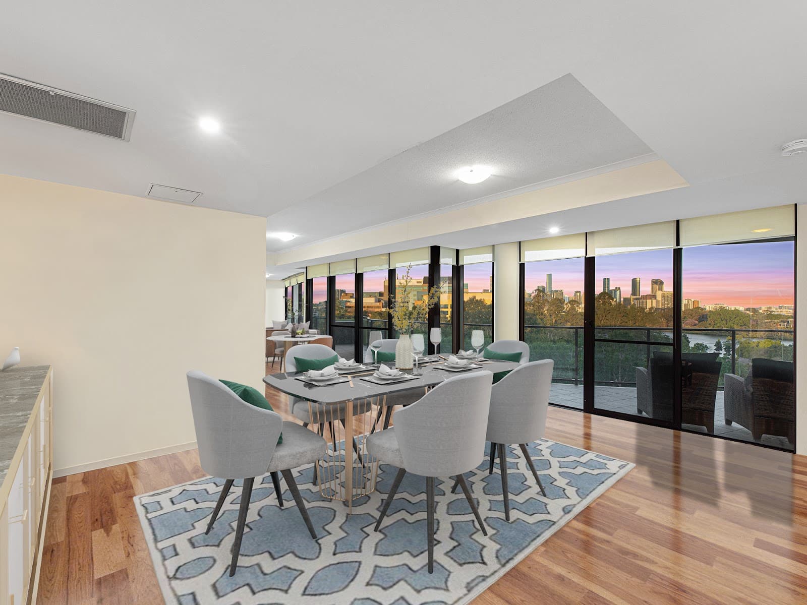 258/8 Land Street, Toowong, Toowong — photo 1 of 5
