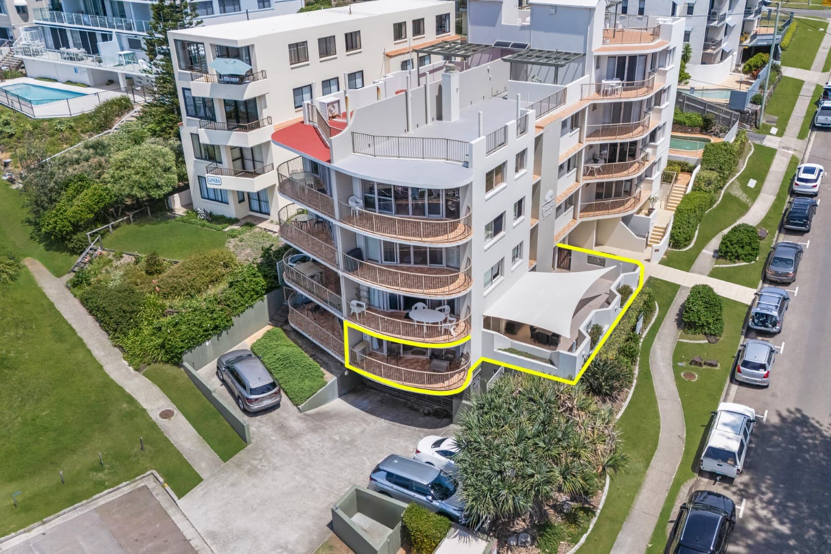 2/1 Esplanade Bulcock Beach, Caloundra, Caloundra — photo 1 of 5