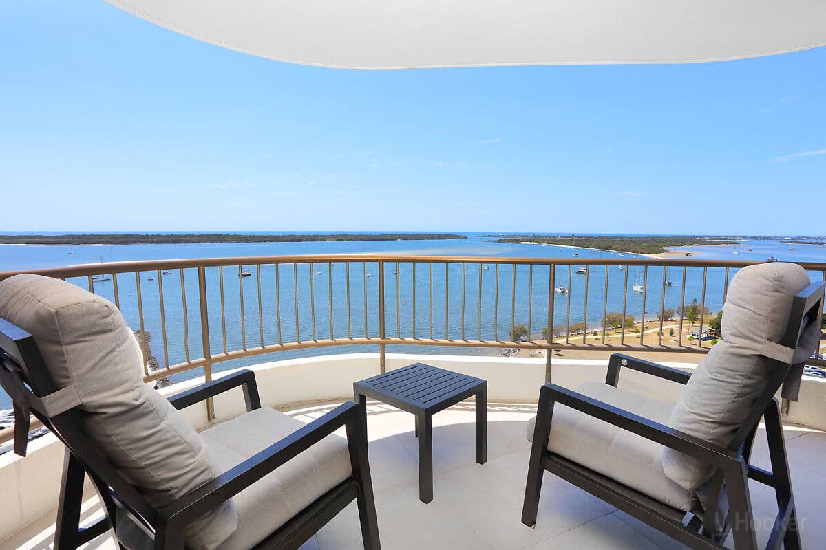 66/9 Bayview Street, Runaway Bay - Image 1