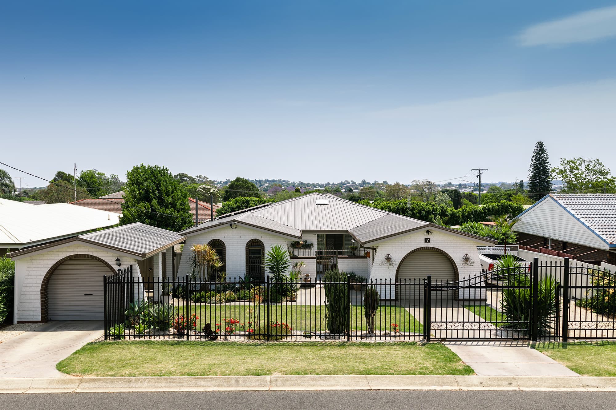 7 Westbrook Street, Newtown, Newtown — photo 1 of 5