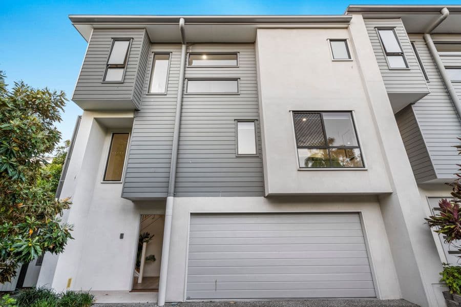 4 / 58 Rutland Street, Coorparoo — photo 1 of 5