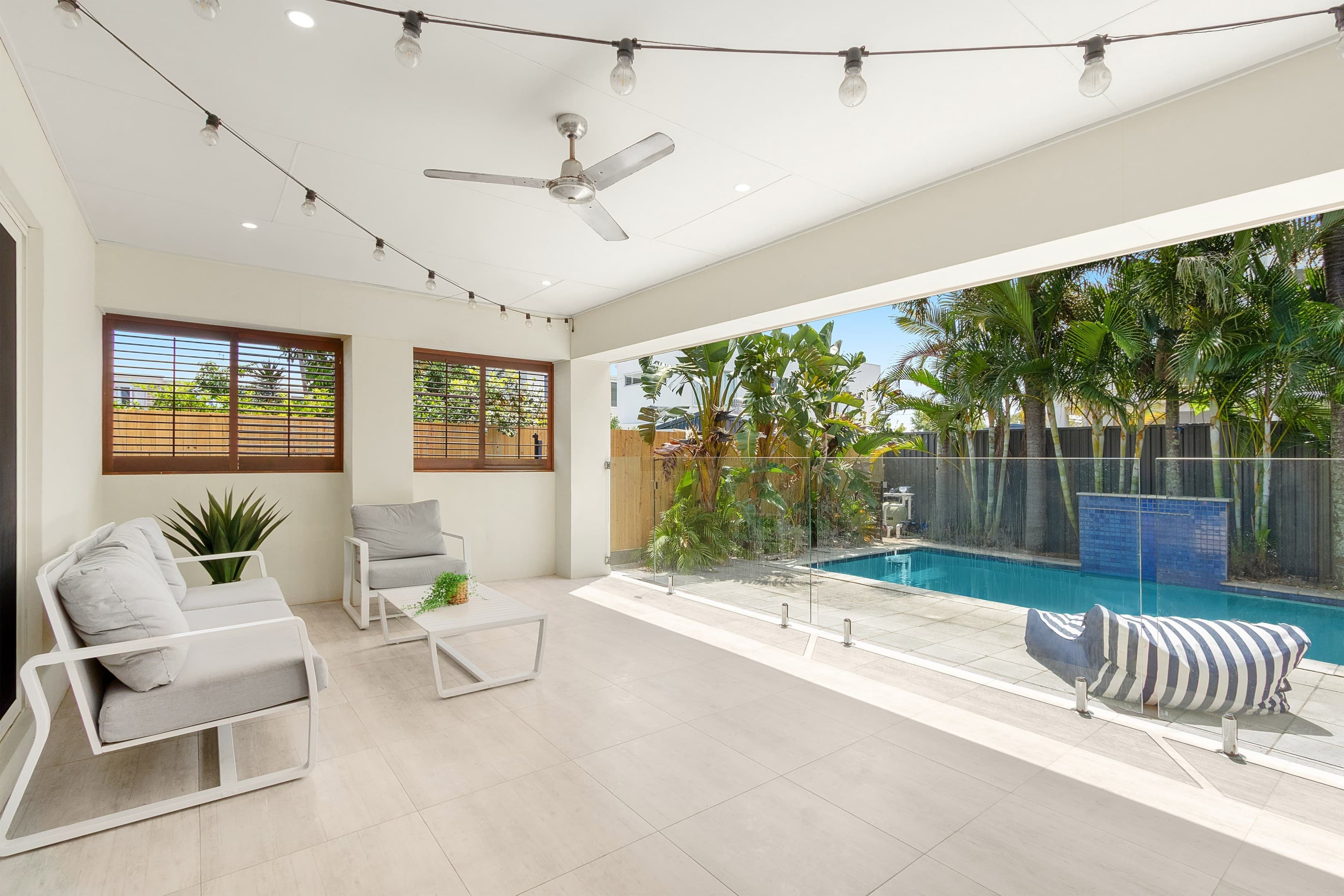 43 Twenty Fifth Avenue, Palm Beach — photo 1 of 5