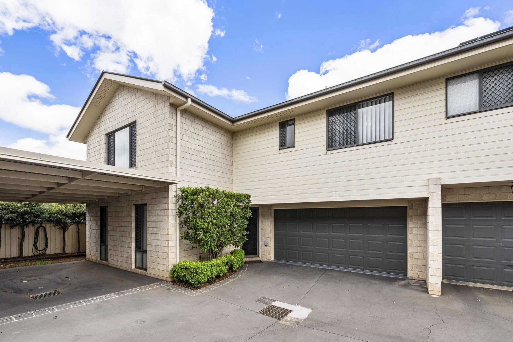 5/66 Tara Street, Wilsonton - Image 1
