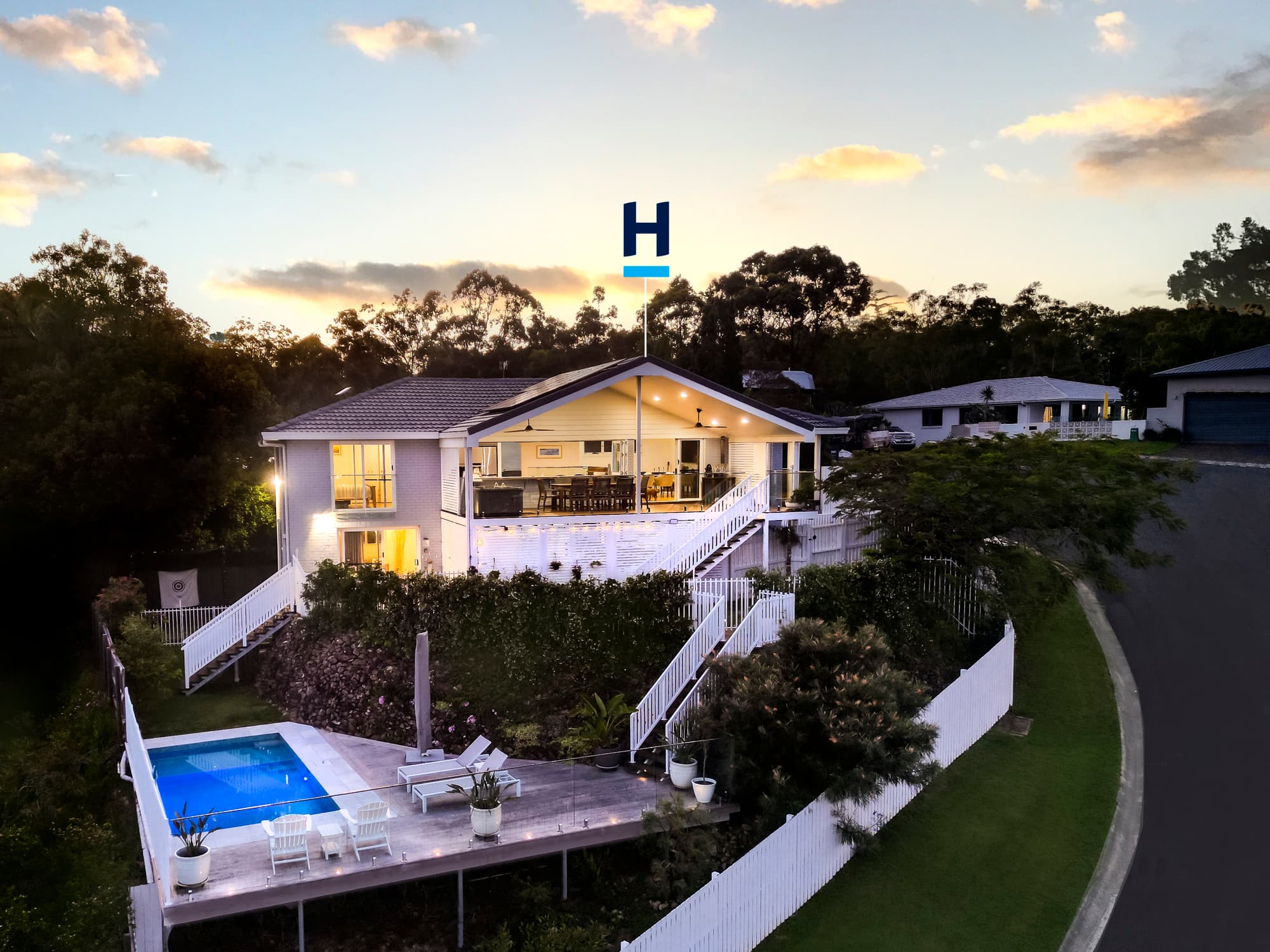 34 Larentia Street, Currumbin Waters, Currumbin Waters — photo 1 of 5