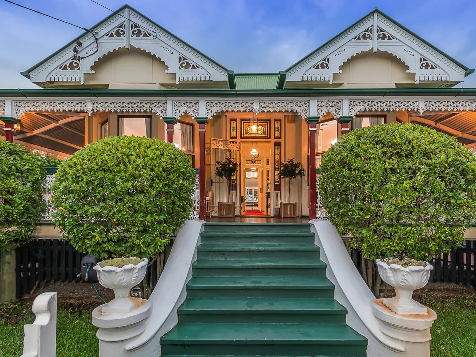 18 Norman Parade, Clayfield — photo 1 of 5
