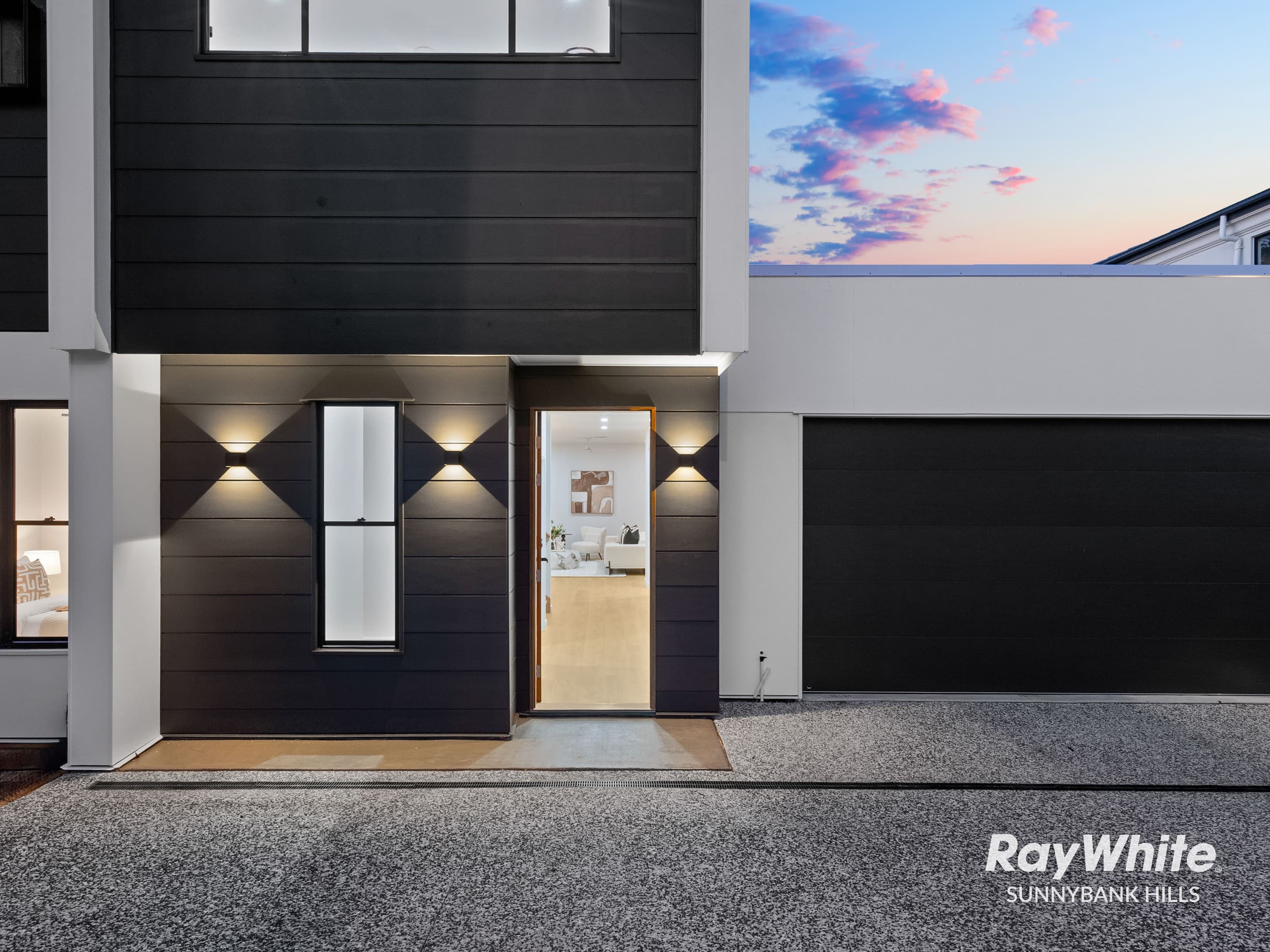 2 Chilton Street, Sunnybank Hills, Sunnybank Hills — photo 1 of 5