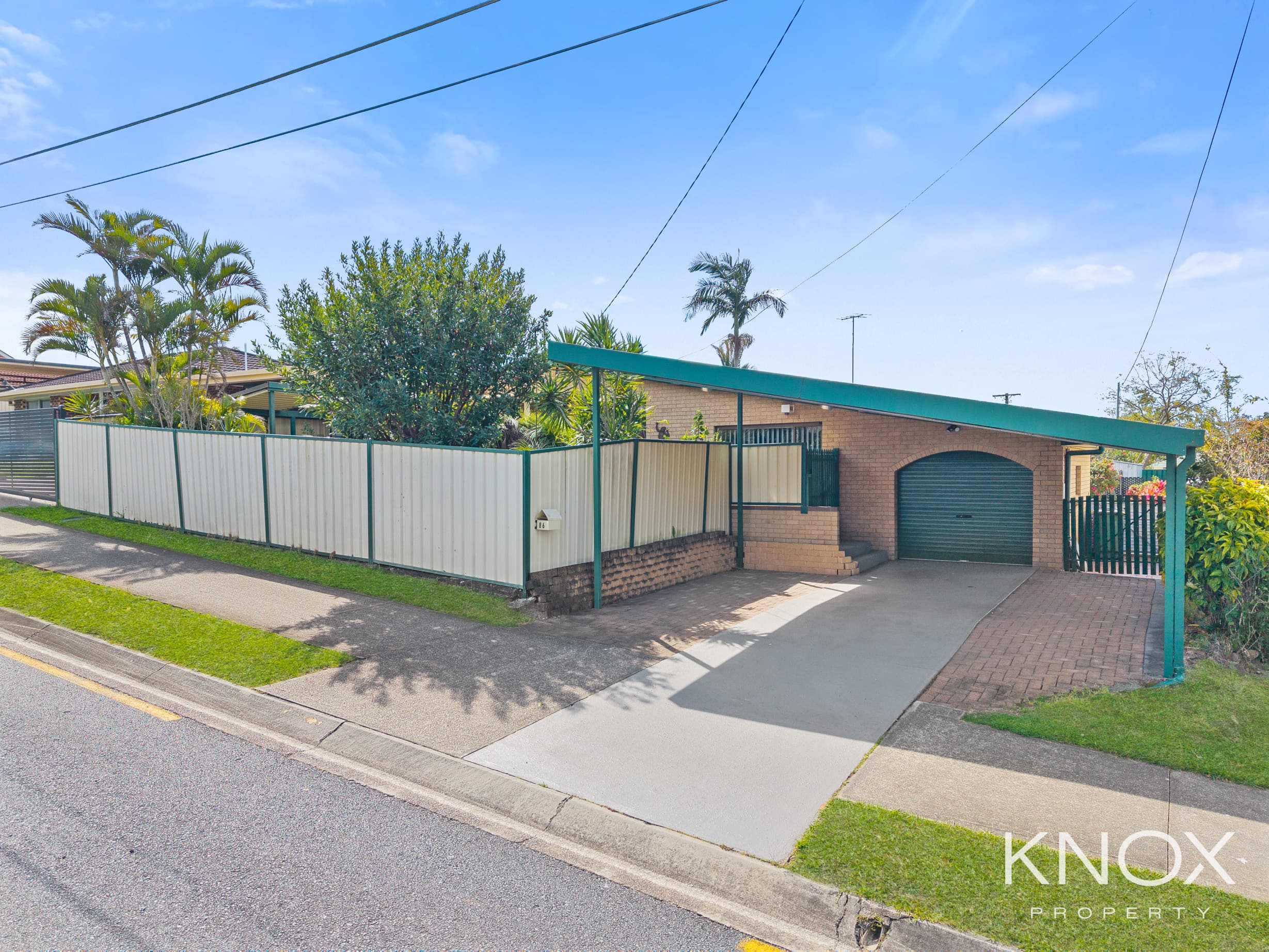 86 Mount Warren Boulevard, Mount Warren Park — photo 1 of 5