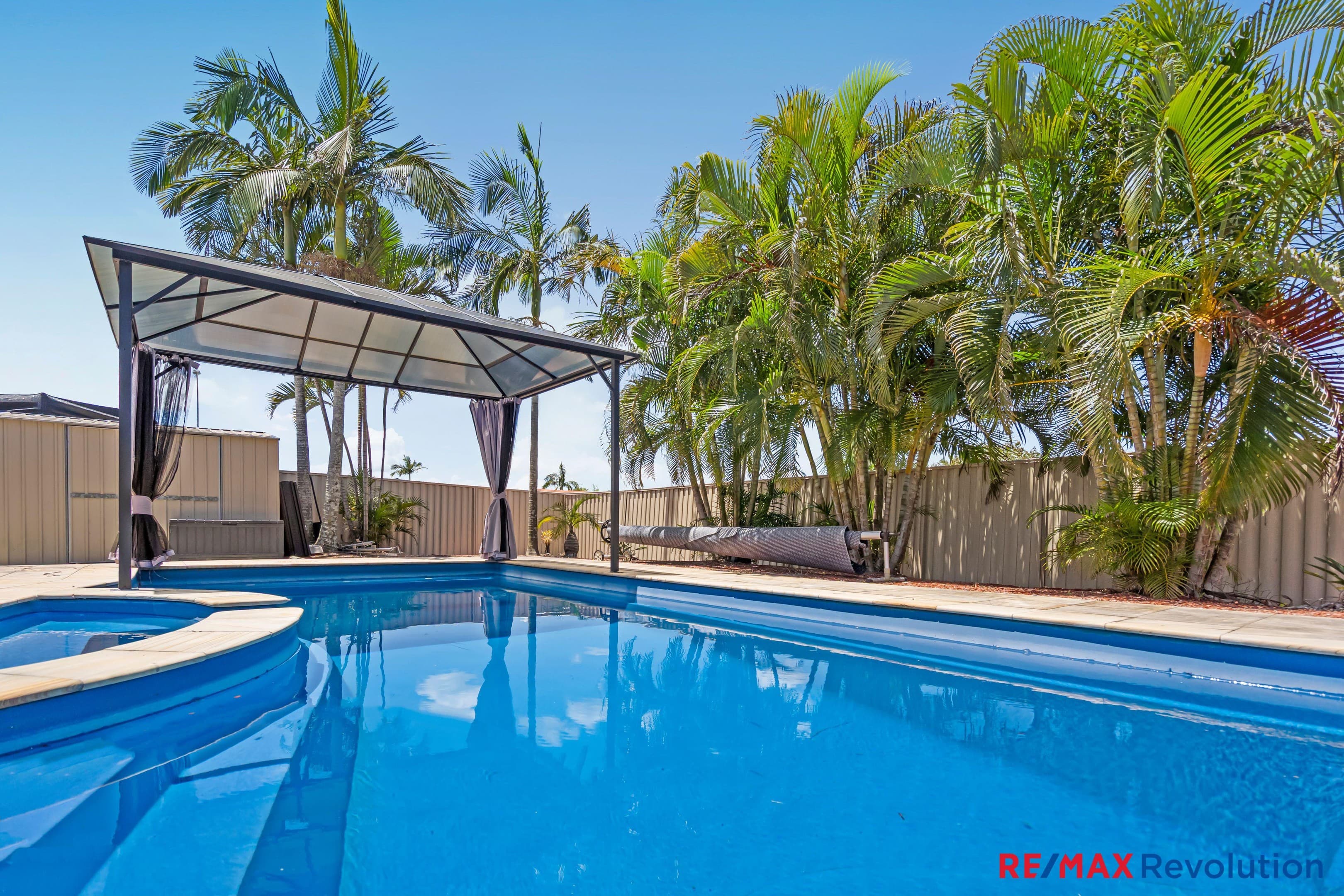 51 St Andrews Drive, Cornubia — photo 1 of 5