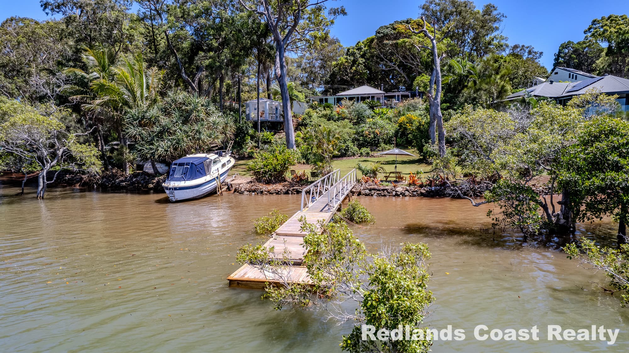 52 Tina Ave, Lamb Island — photo 1 of 5