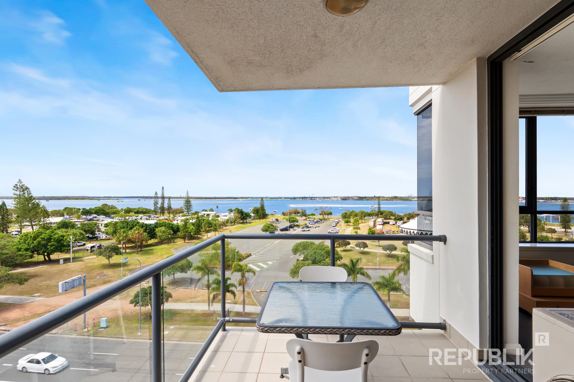 19/136 Marine Parade, Southport - Image 1