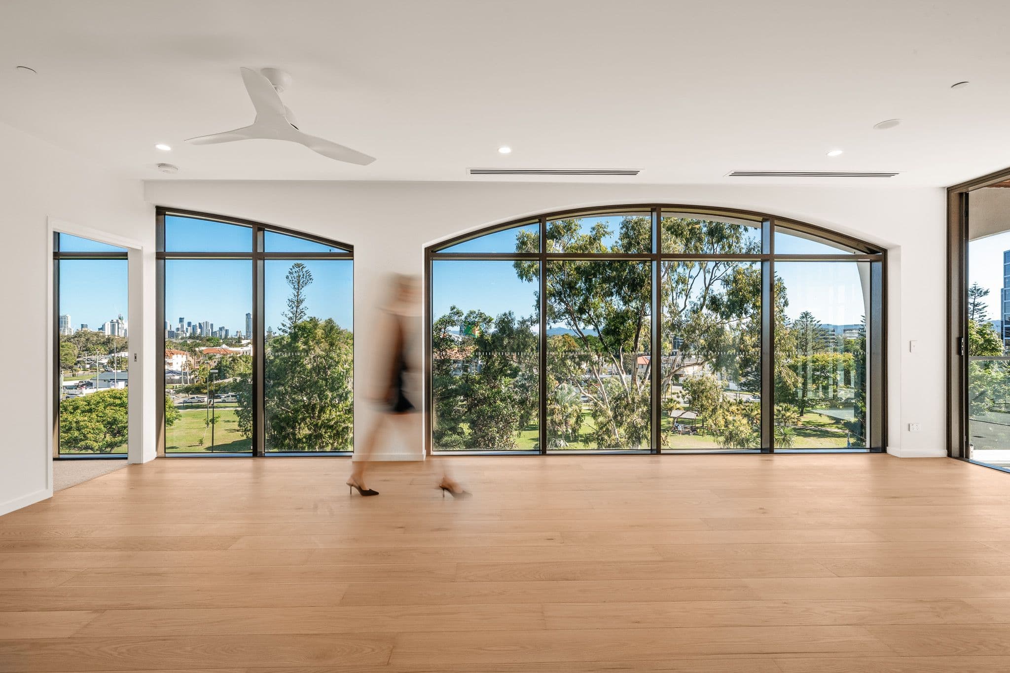 403/1 Aruma Street, Surfers Paradise, Surfers Paradise — photo 1 of 5