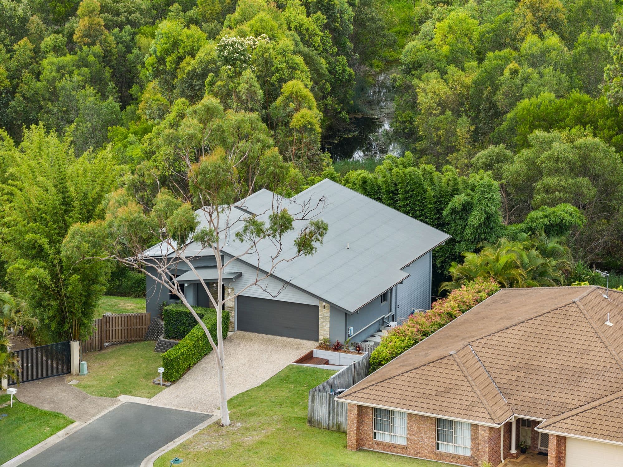 23 Honey Eater Court, Gilston — photo 1 of 5