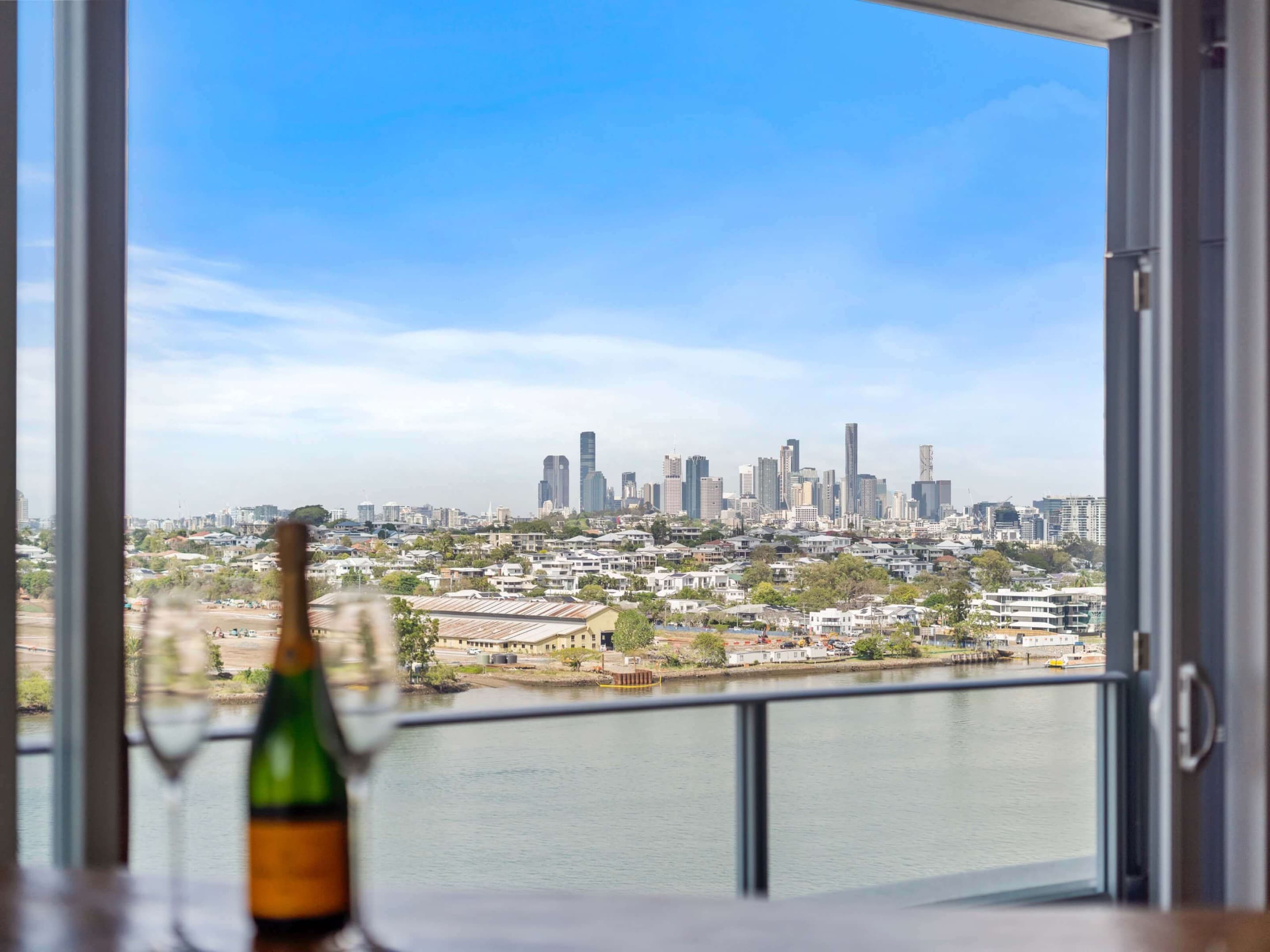 Harbour Road, Hamilton - Image 1