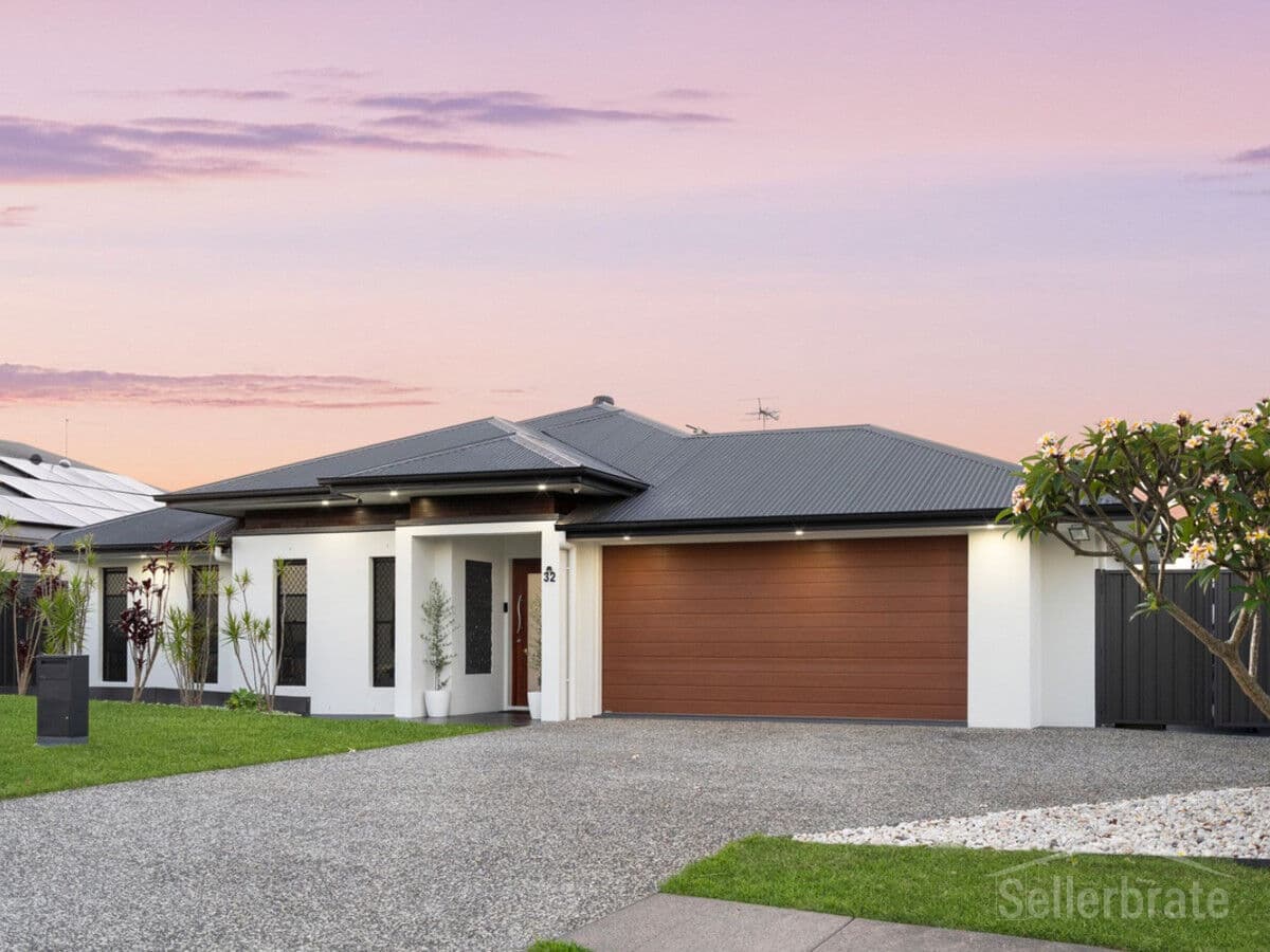 32 Maidenwell Road, Ormeau — photo 1 of 5