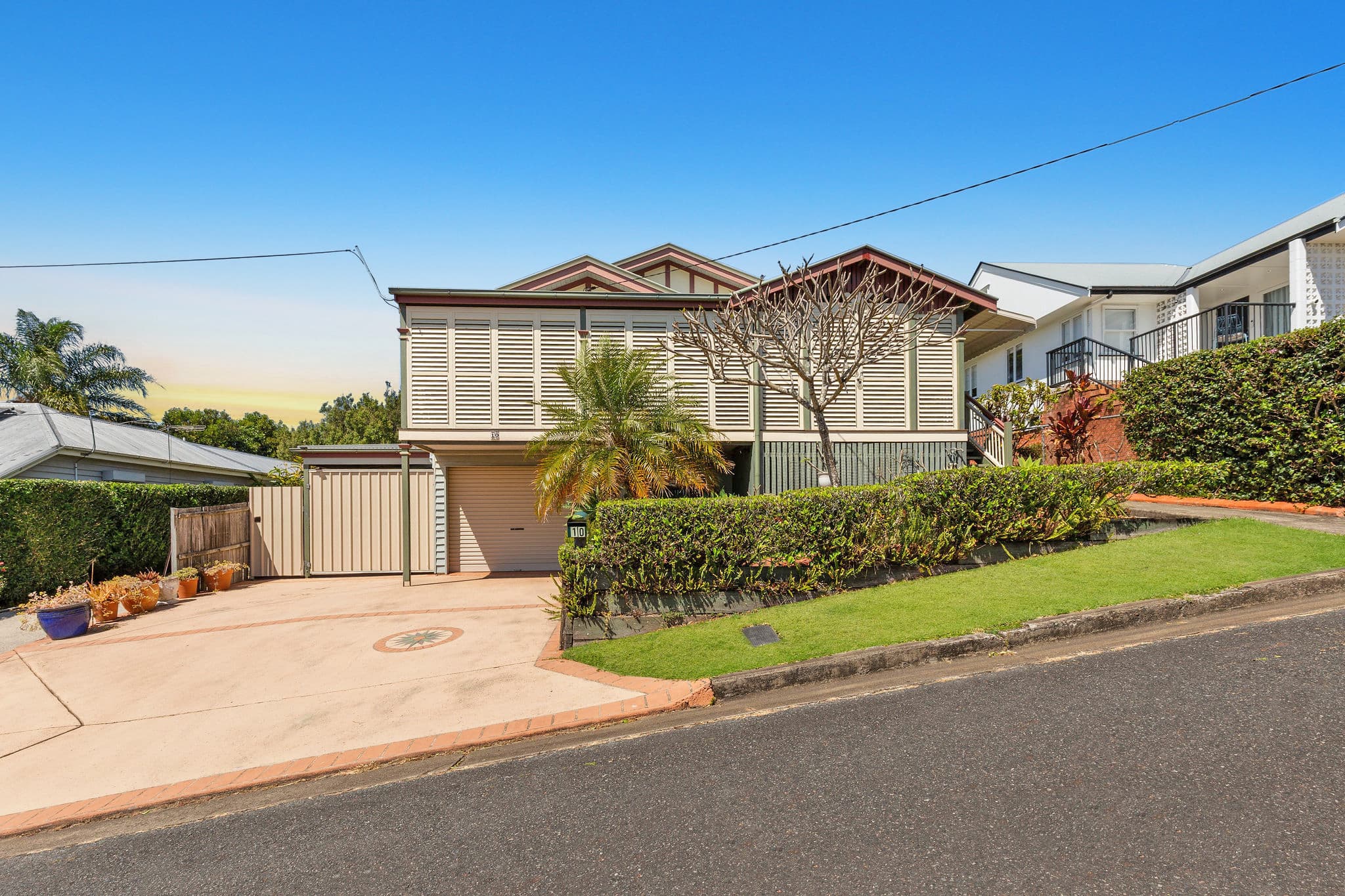 10 Alexandra Street, Sandgate — photo 1 of 5