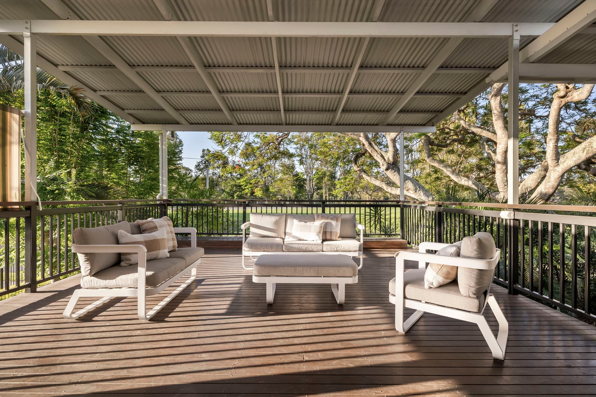 288 Brisbane Corso, Yeronga — photo 1 of 5