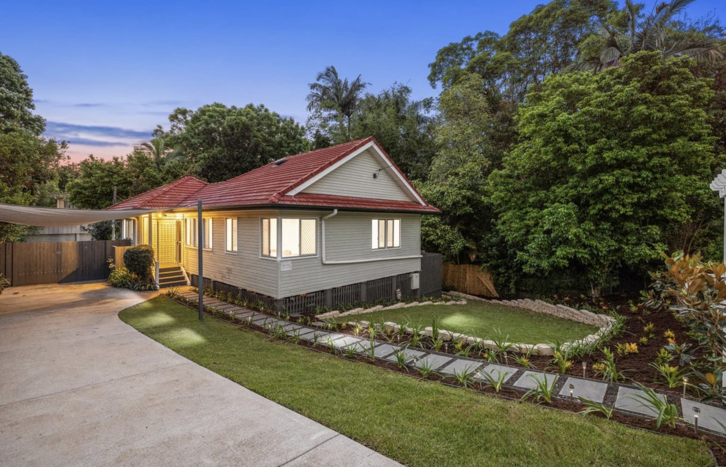 64 Salkeld Street, Tarragindi — photo 1 of 5