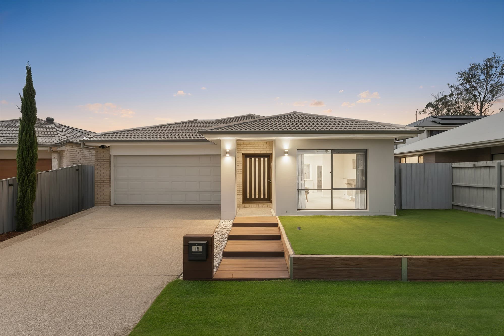 16 VENTURA STREET, Pallara, Pallara — photo 1 of 5