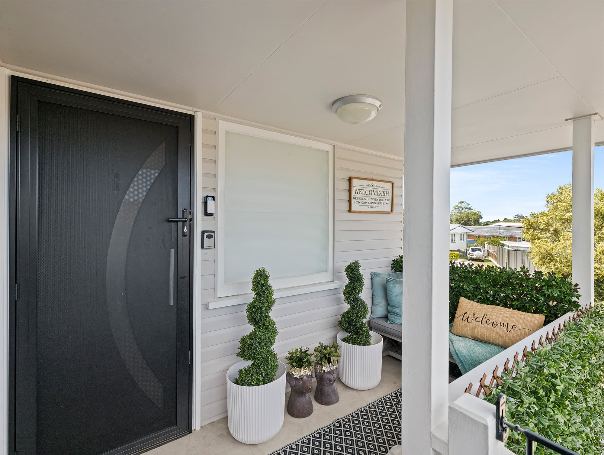 6 Bushing Street, Wynnum West — photo 2 of 5