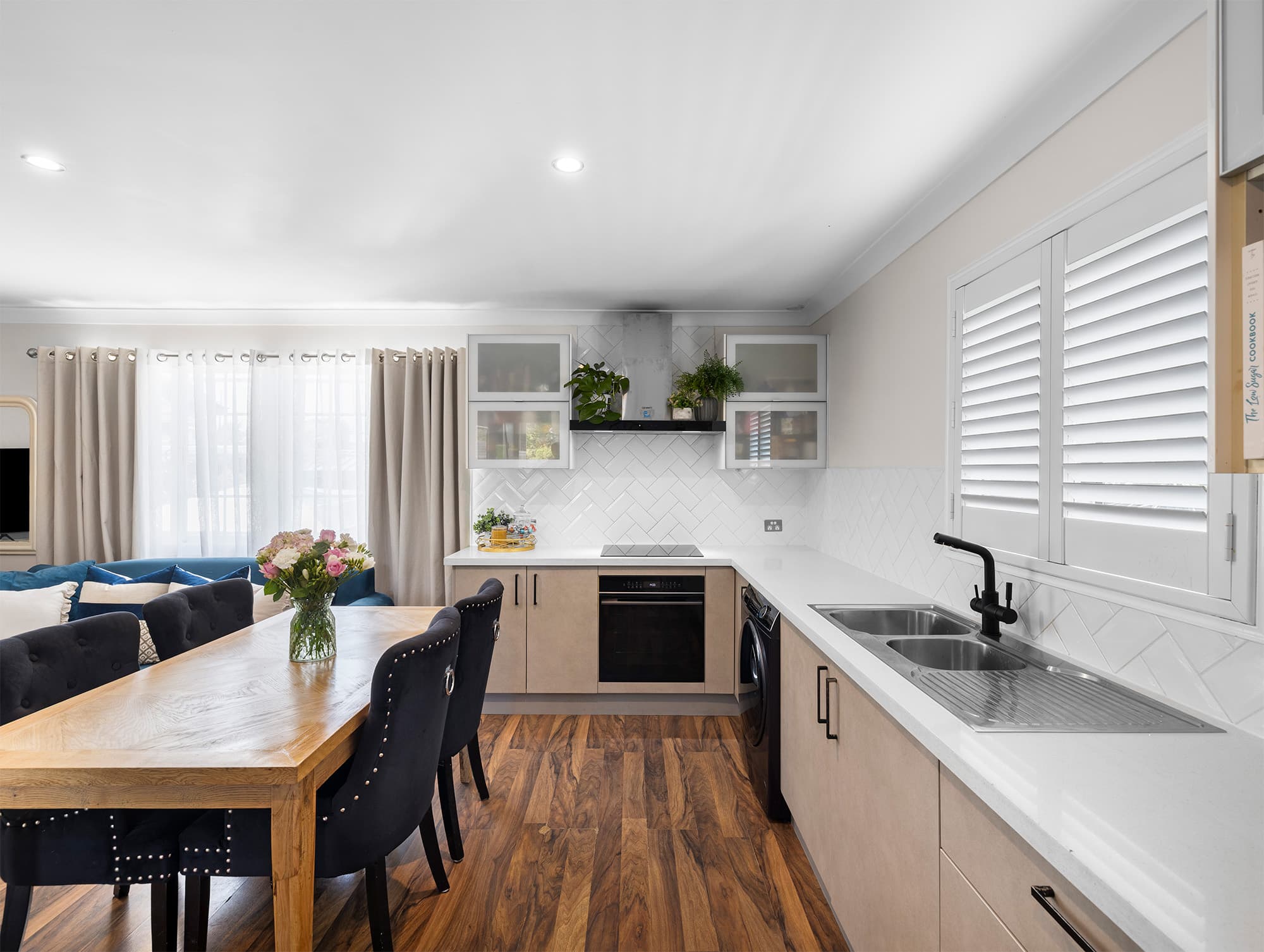 6 Bushing Street, Wynnum West — photo 4 of 5