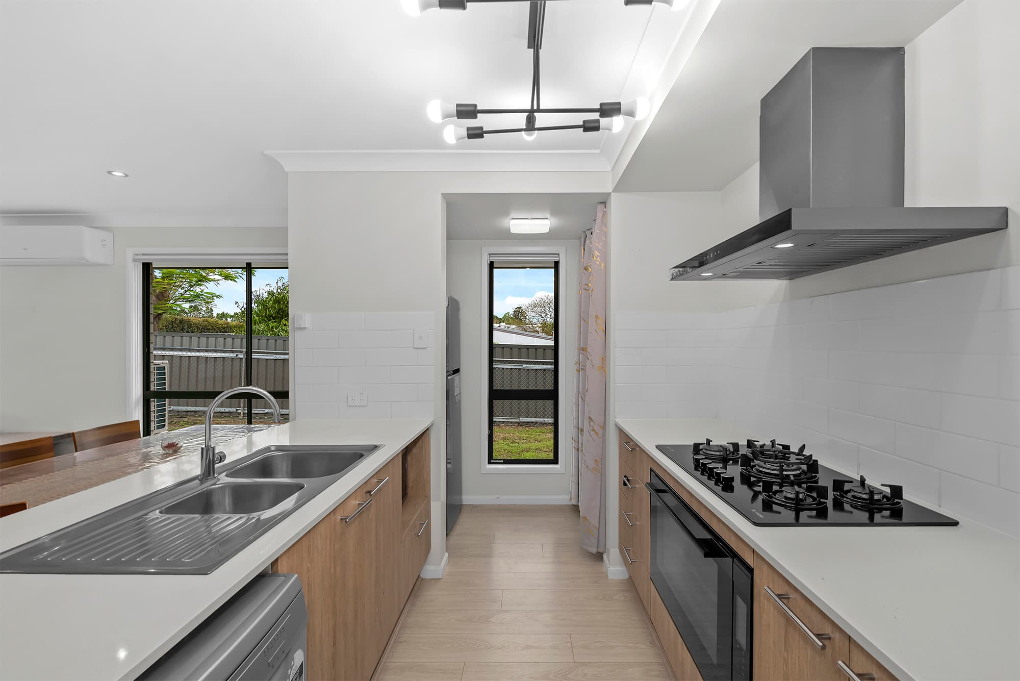 617 Ellison Road, Aspley - Image 1