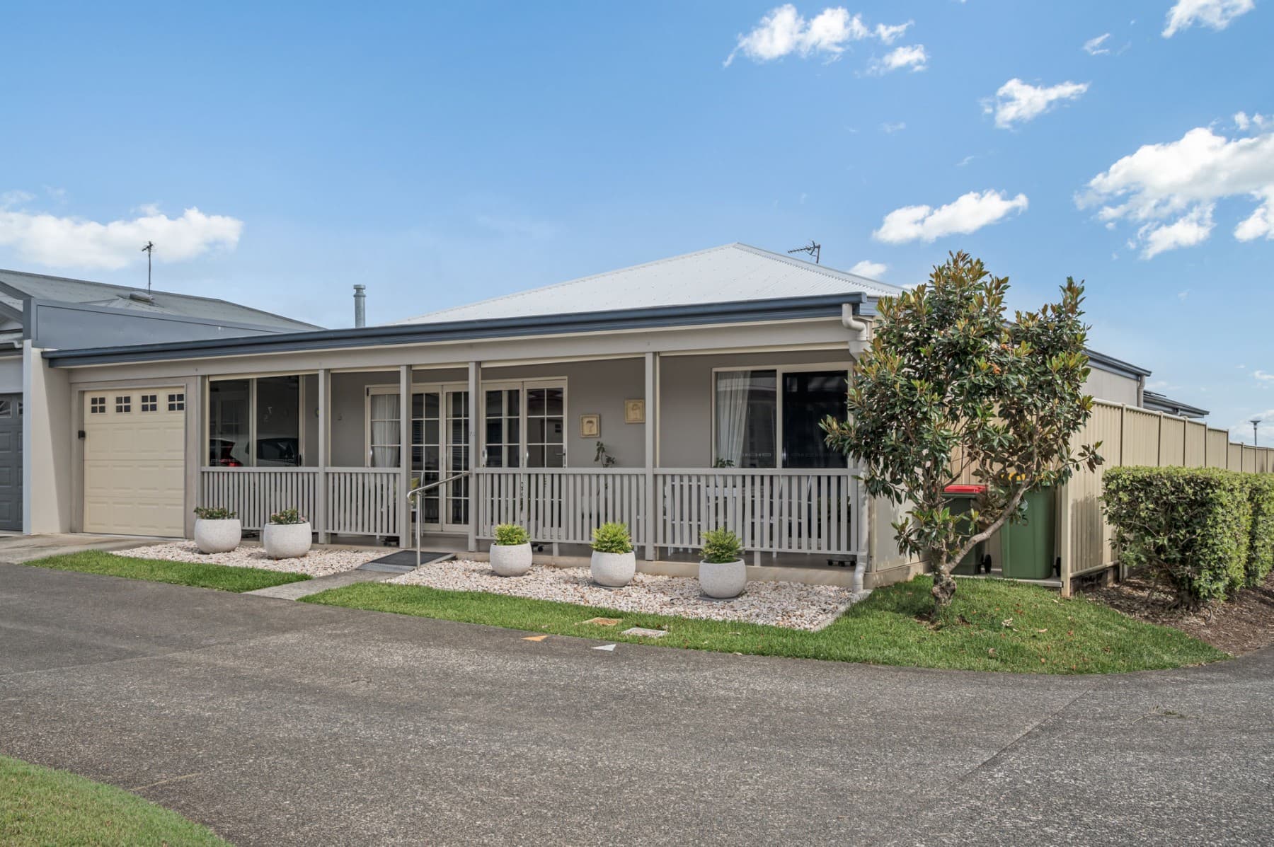 75/23 Macadamia Drive 'Vantage', Maleny, Maleny — photo 1 of 5