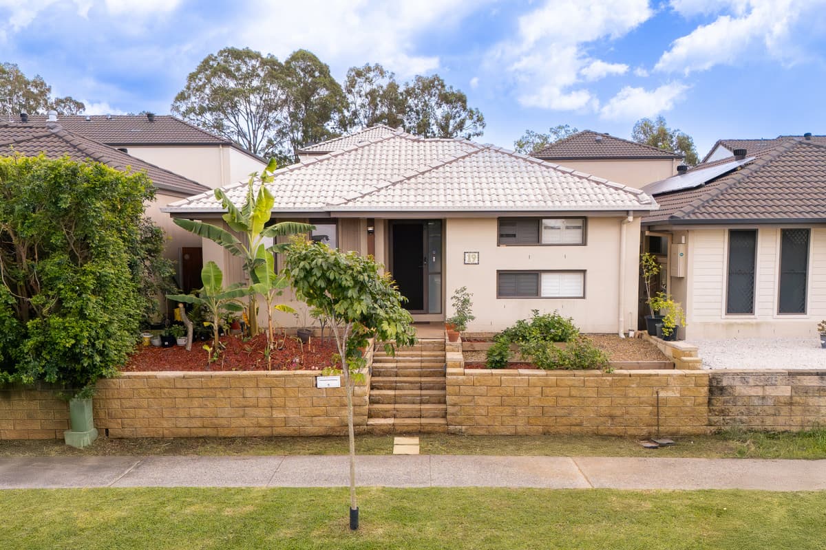 19 Katherine Street, Fitzgibbon, Fitzgibbon — photo 1 of 5