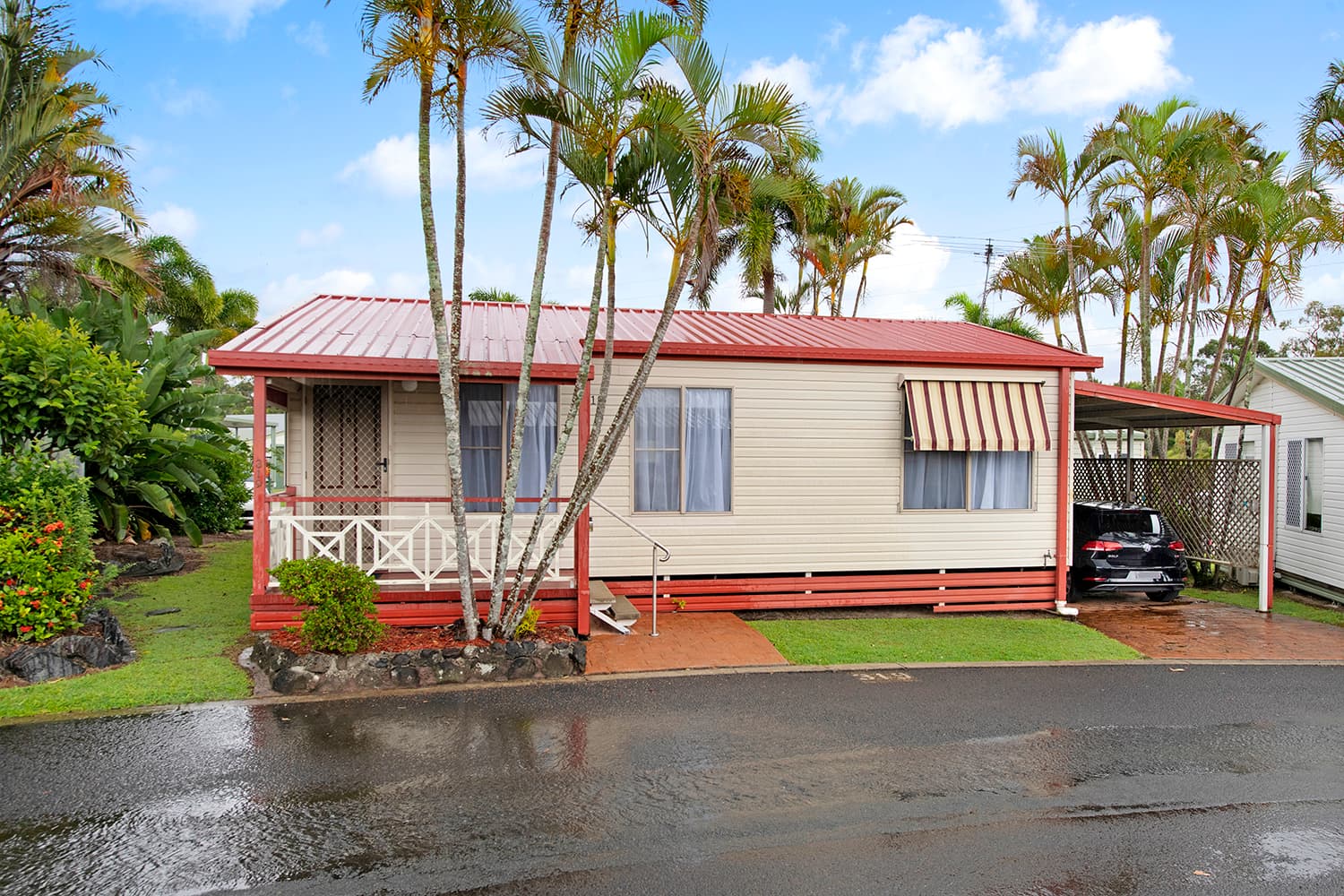 Villa 319/10 Holmead Road, Eight Mile Plains — photo 1 of 5