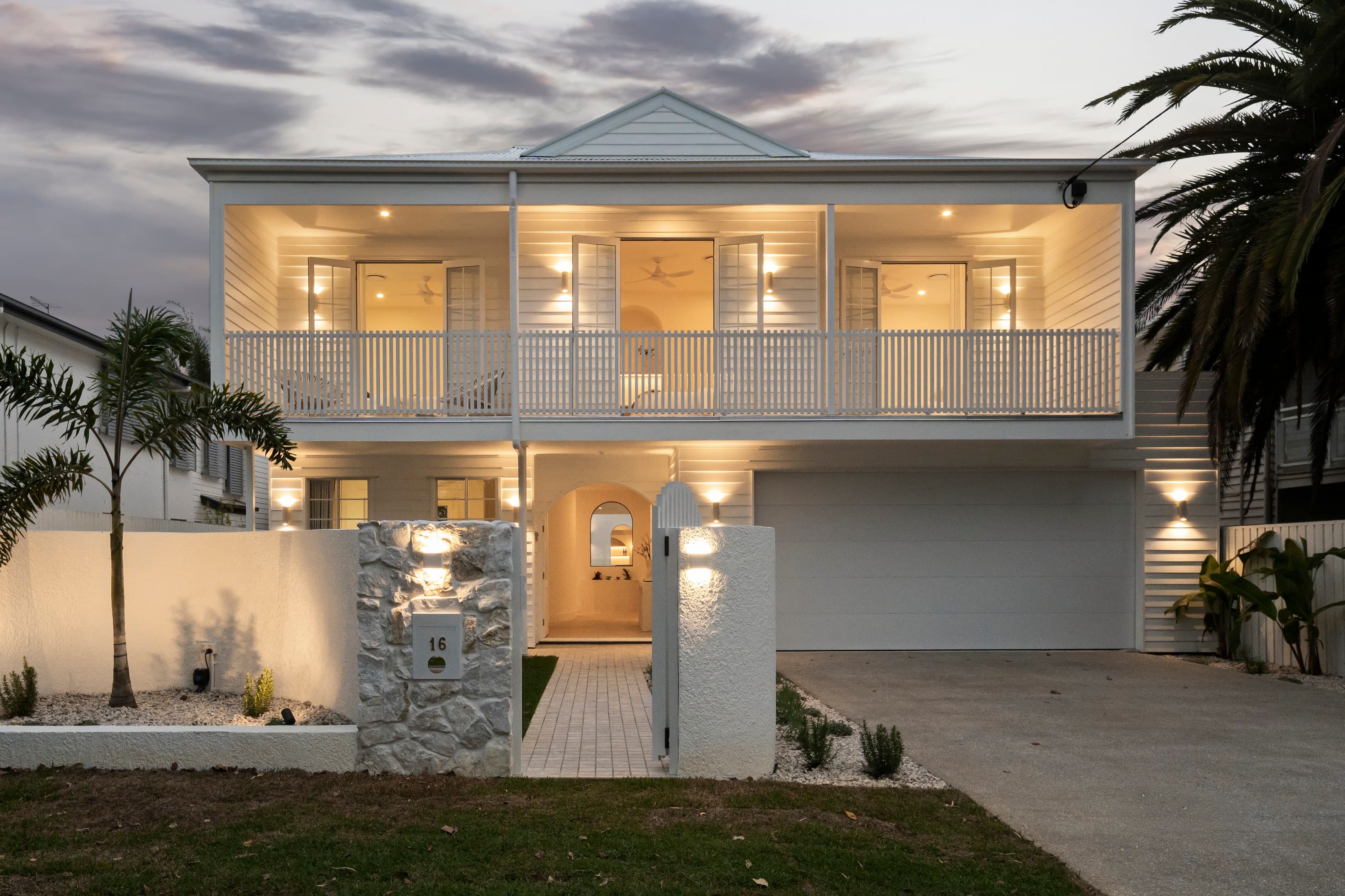 16 Jamieson Street, Bulimba, Bulimba — photo 1 of 5
