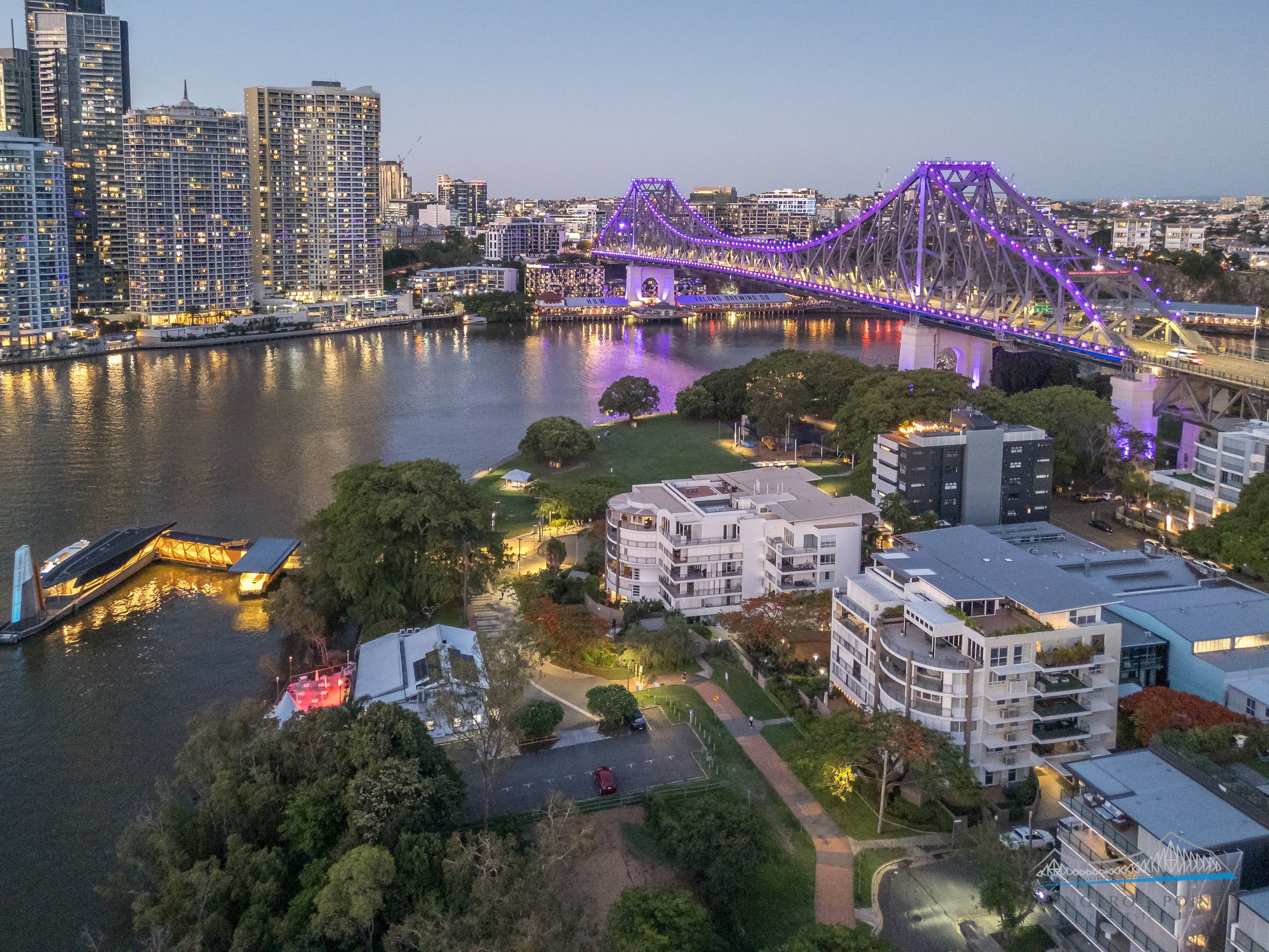 101/98 Holman Street, Kangaroo Point, Kangaroo Point — photo 1 of 5
