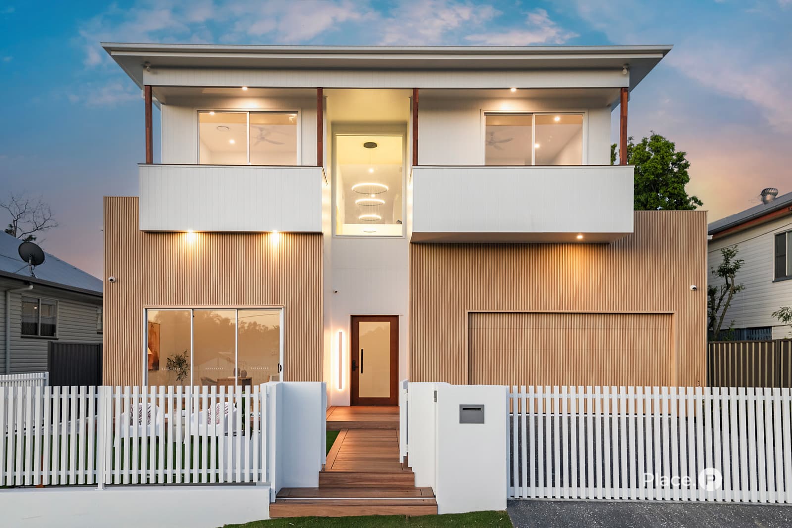 22 Goolara Street, Cannon Hill — photo 1 of 5