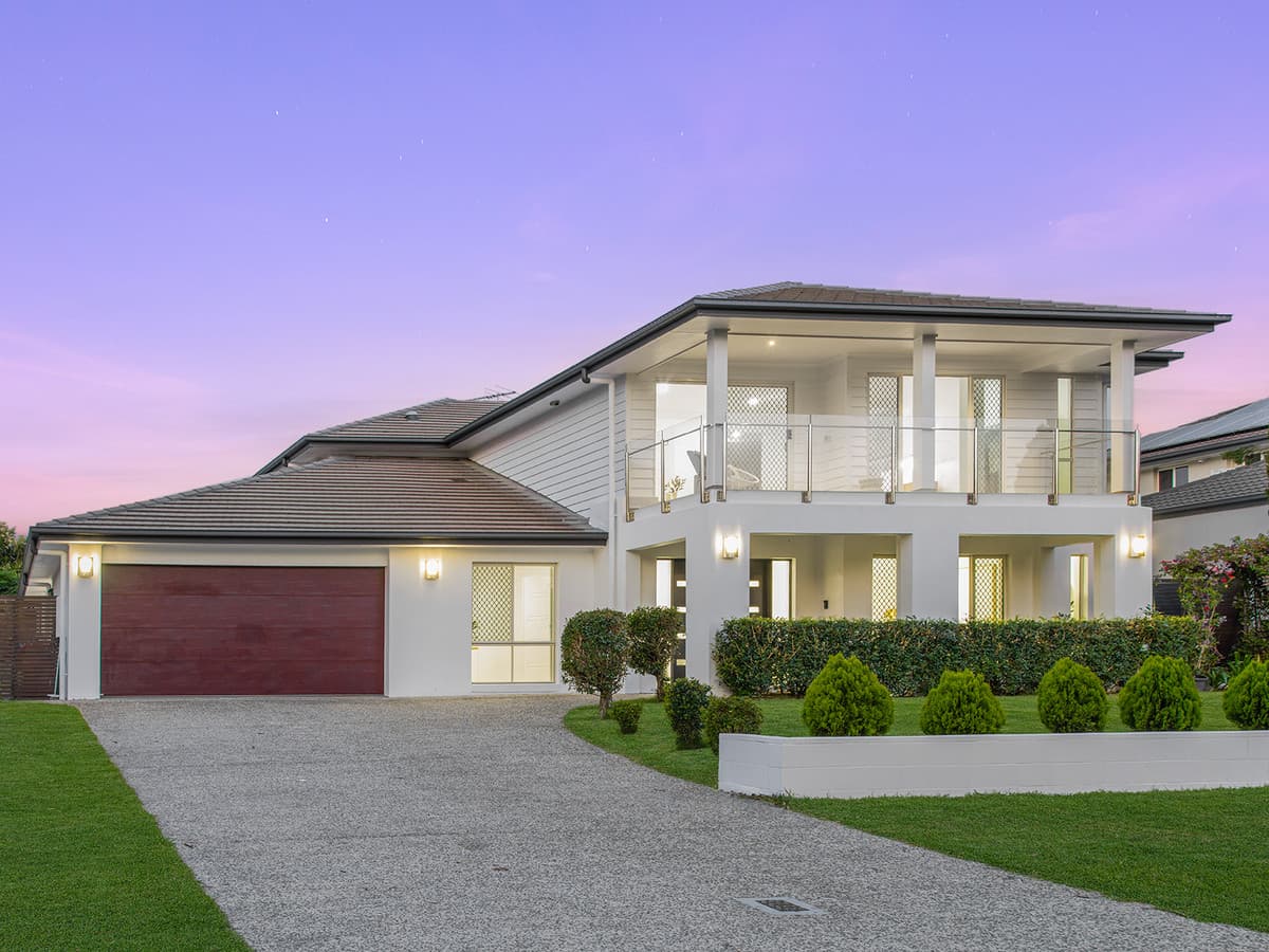 53 Sinnamon Road, Sinnamon Park - Image 1