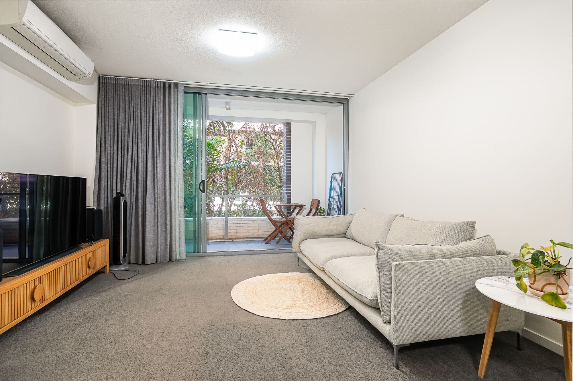 UNIT 214/53 Wyandra Street, Teneriffe, Teneriffe — photo 1 of 5