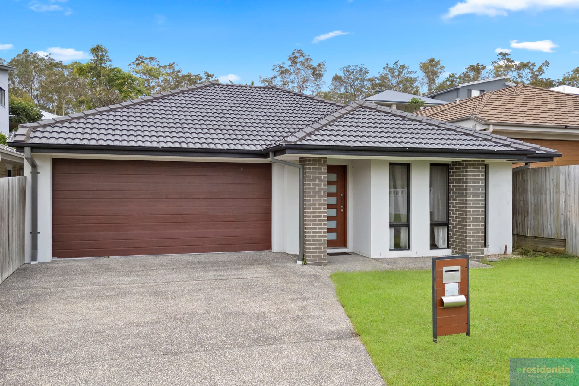 14 Meander Circuit, Holmview — photo 2 of 5