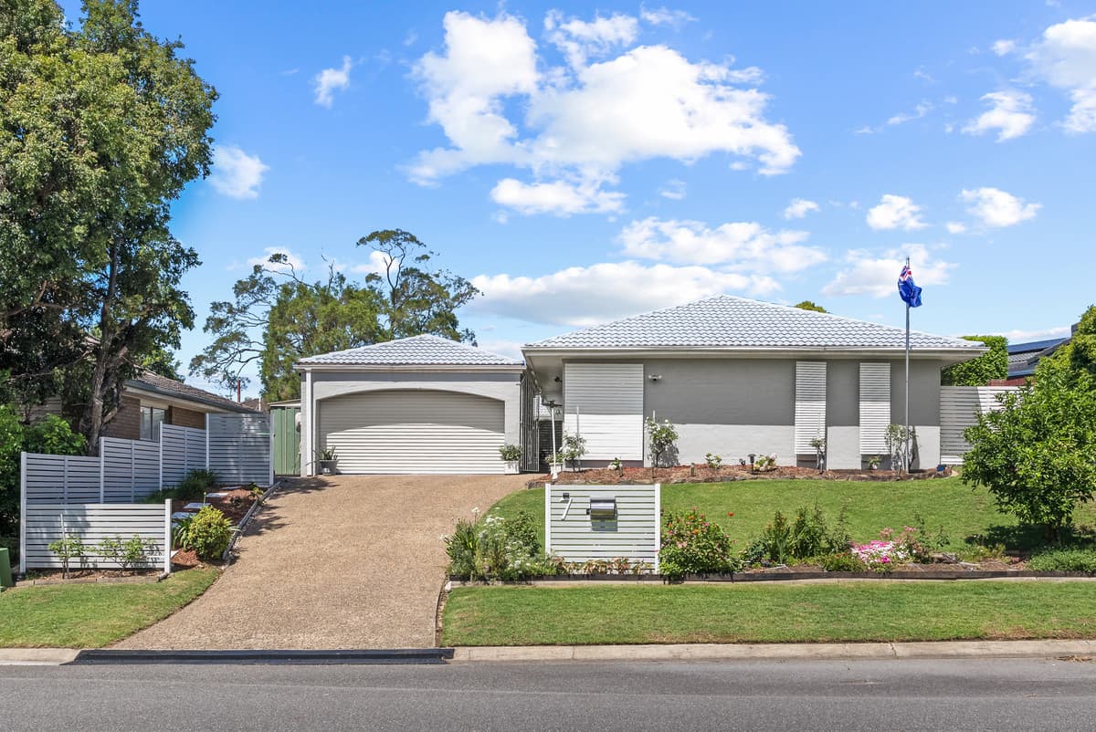 7 Bassey Street, Mcdowall, McDowall — photo 1 of 5