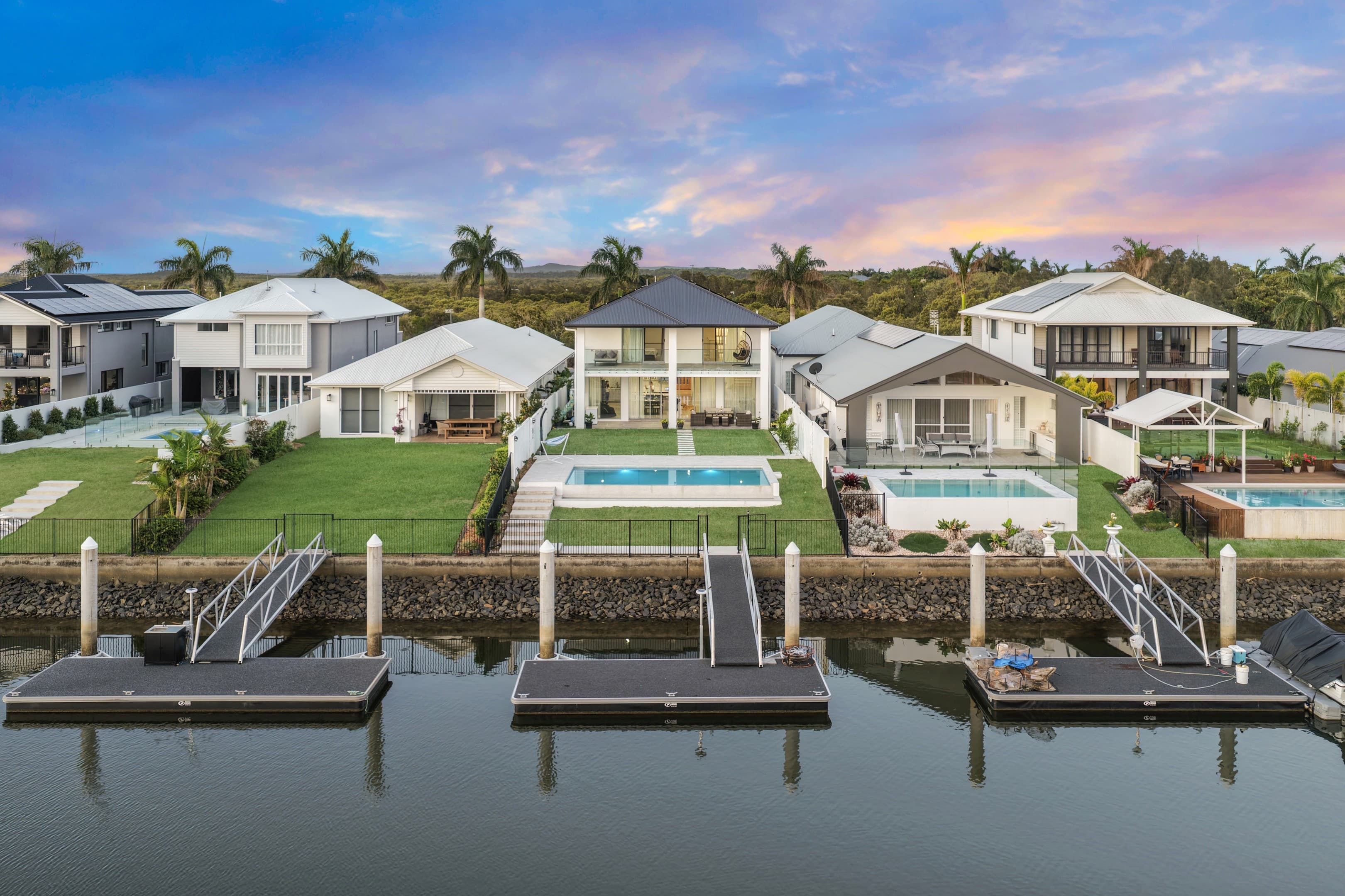 317 Harbour Boulevard, Jacobs Well — photo 1 of 5