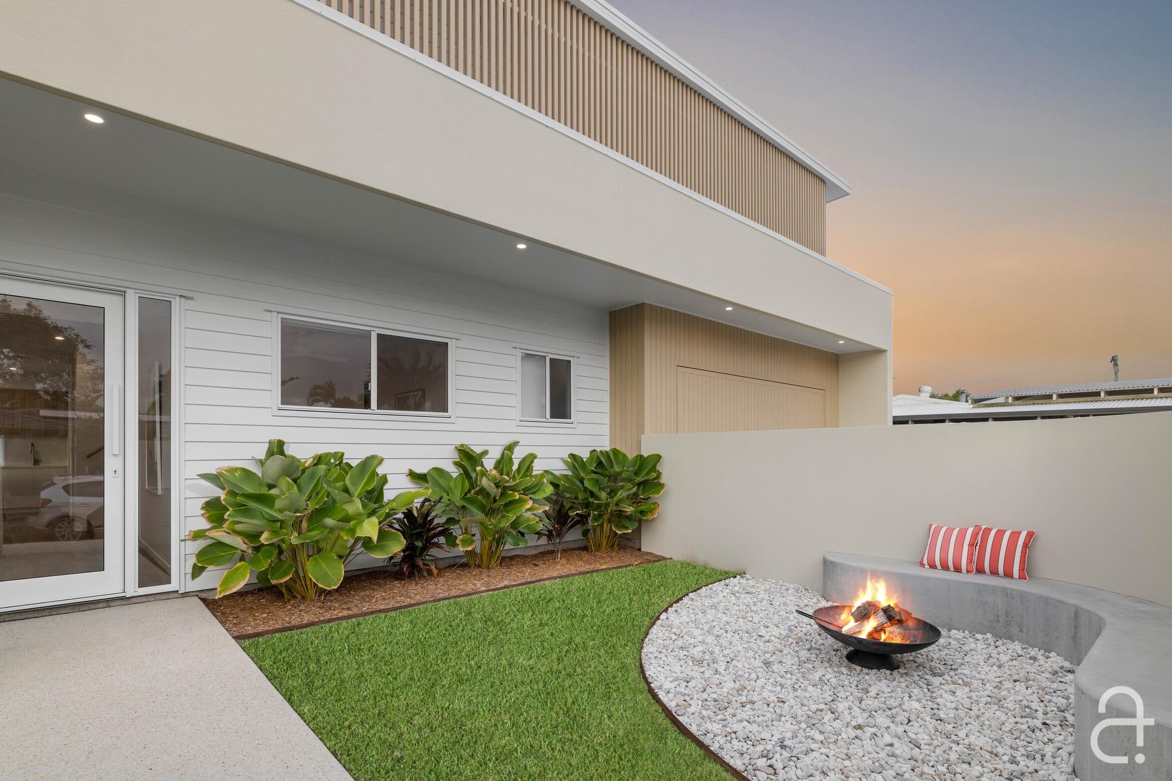 20 Narambi Street, Warana — photo 1 of 5